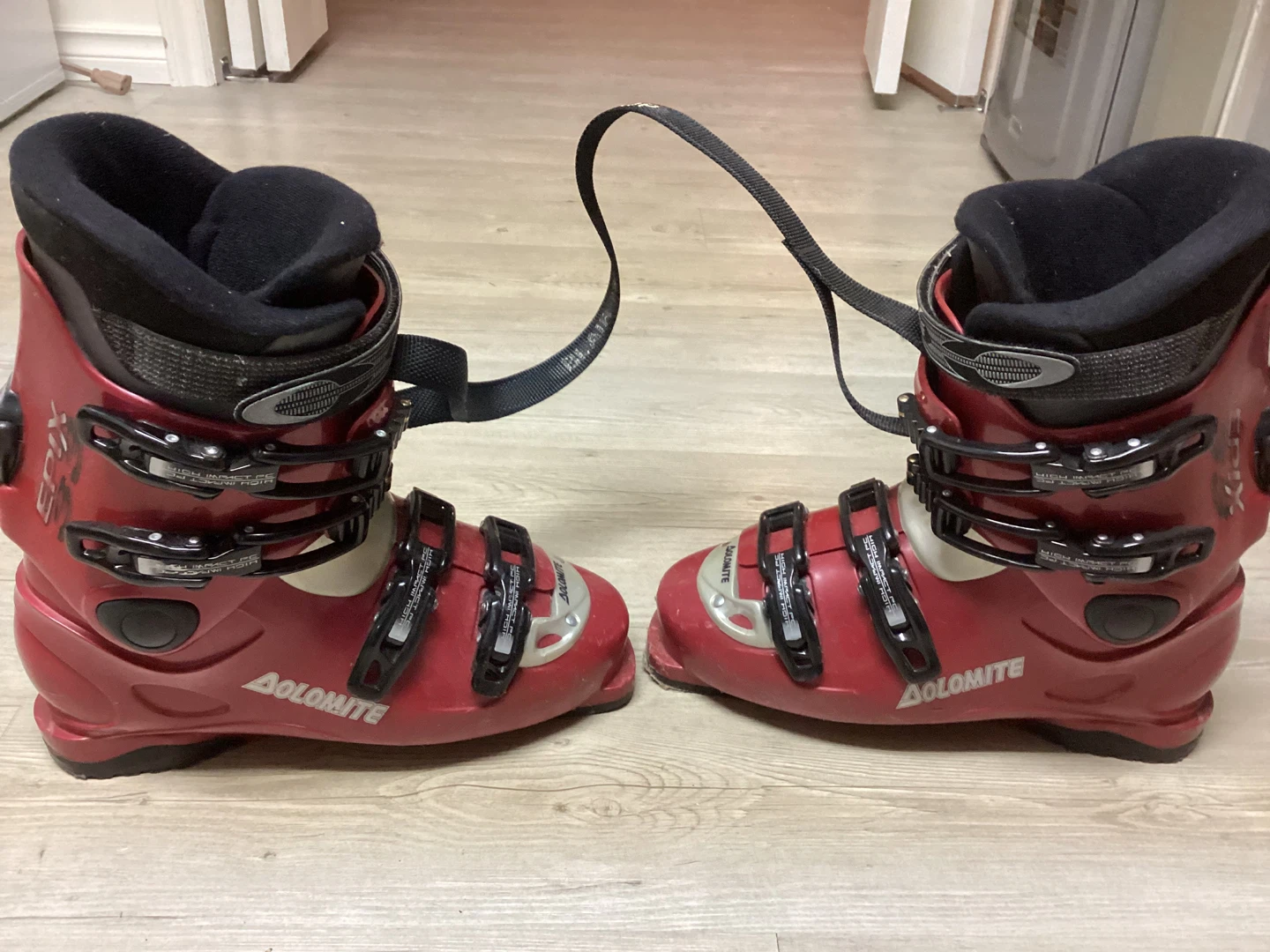 Complete Ski Package: Fischer Skis + Boots + Poles - photo 3