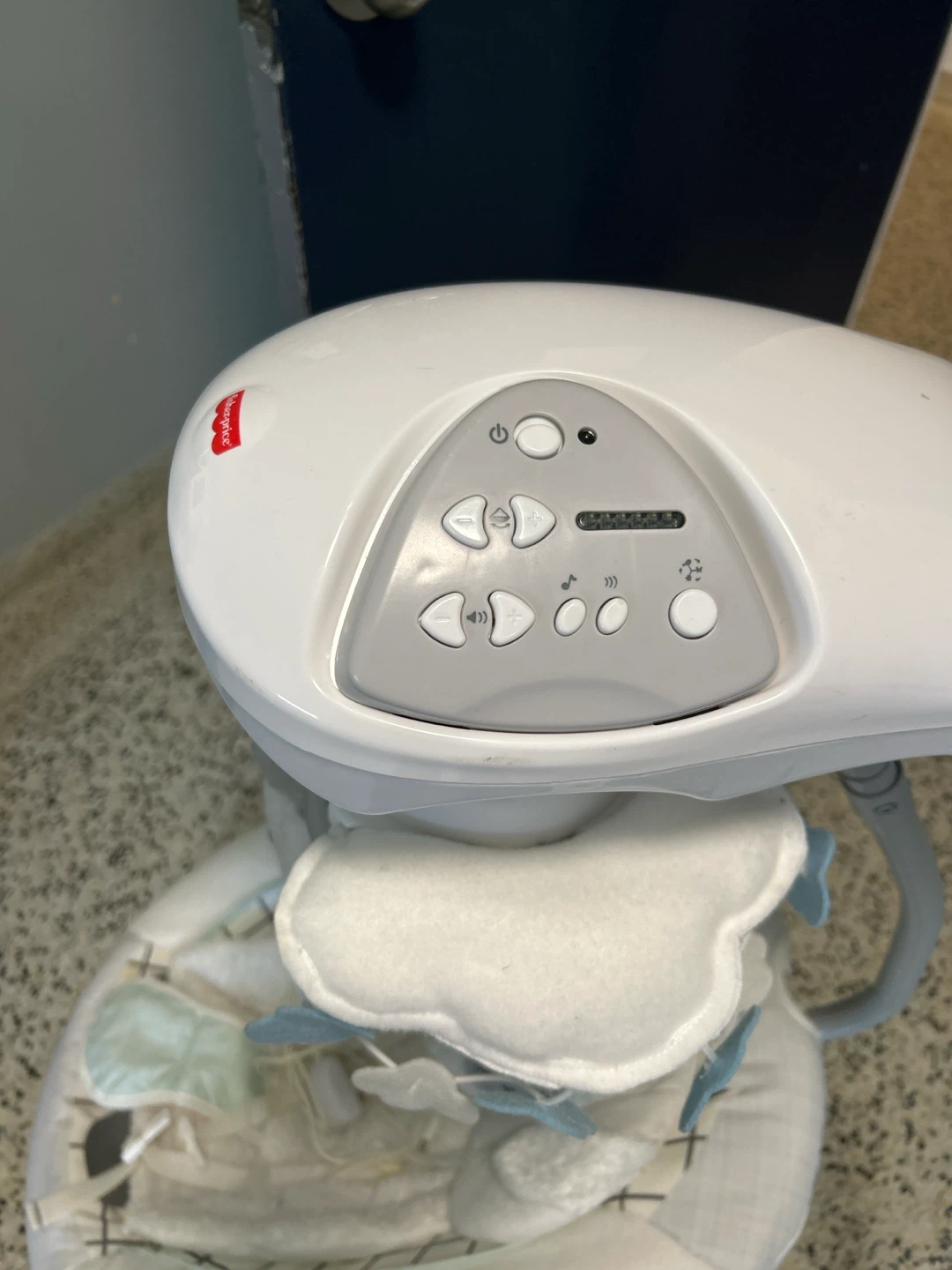Fisher-Price Baby Swing - photo 2