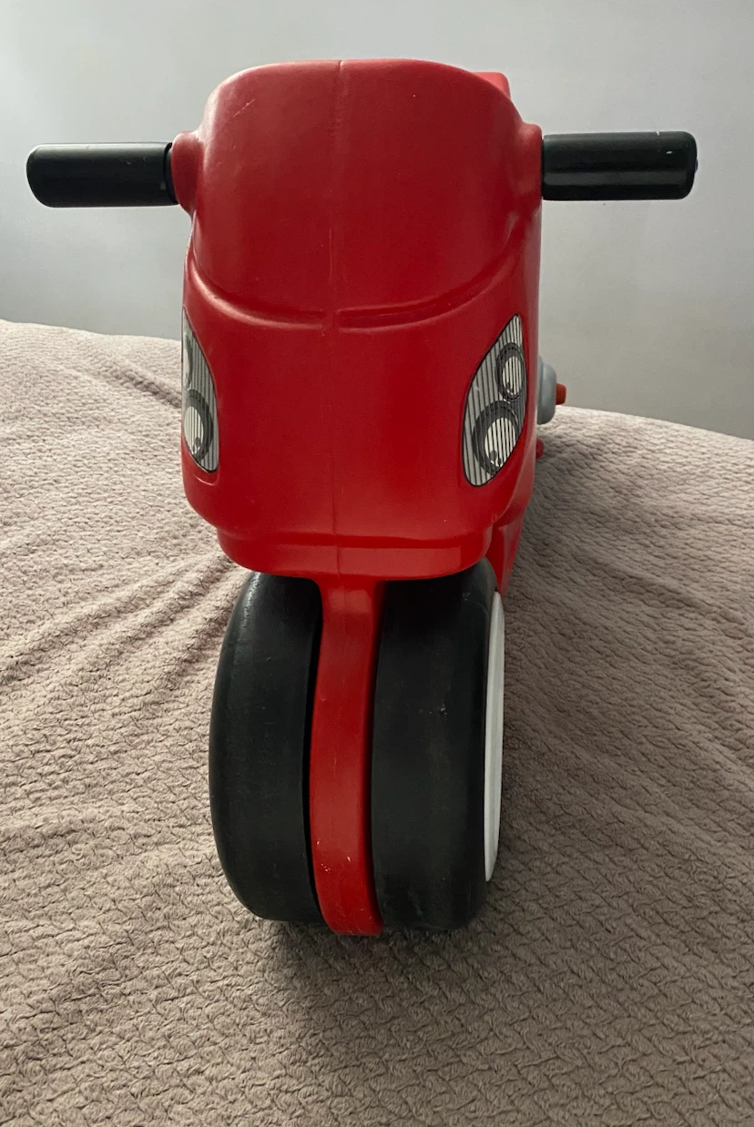 Step2 Kids Motorcycle Ride-On - photo 4
