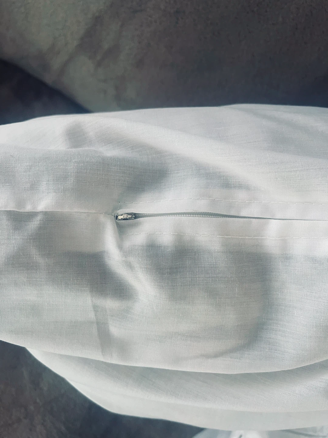 Pillow inserts x 2 - photo 5