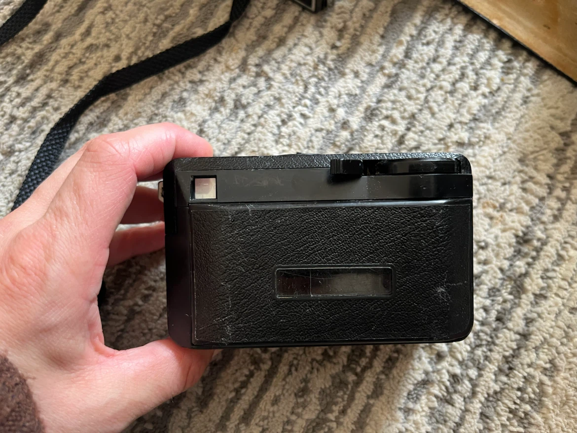 Kodak 155 X Instamatic Camera - photo 3