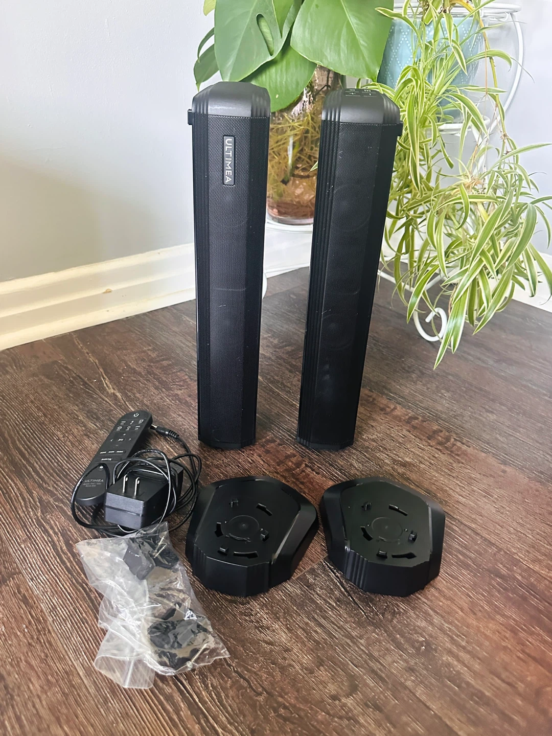 Ultimea Detachable Soundbar