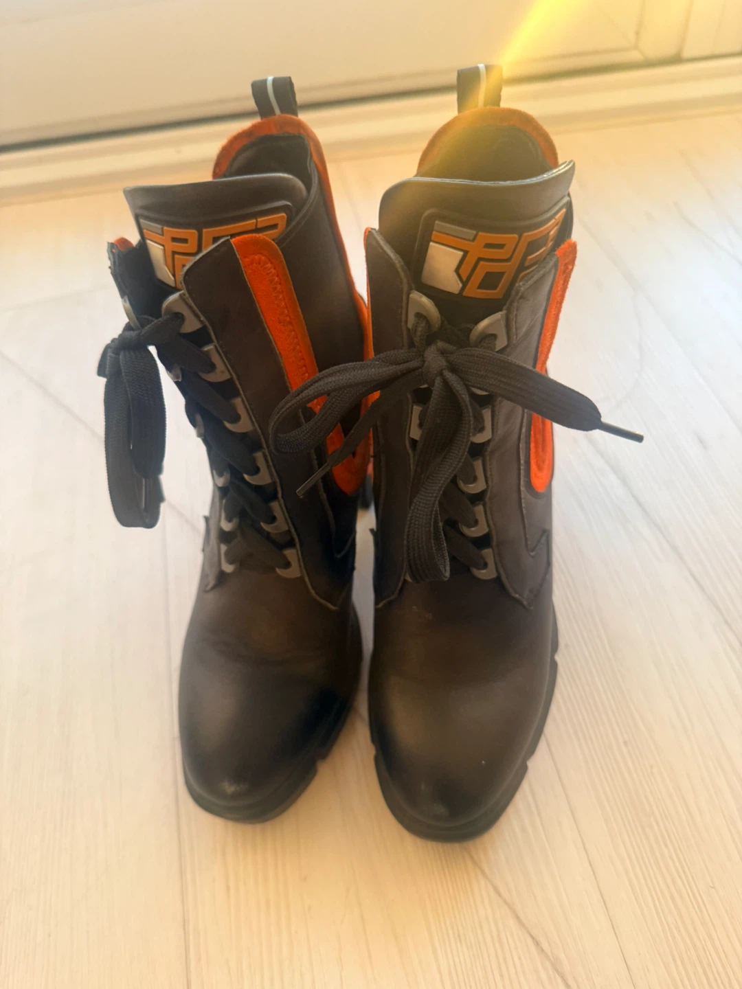 Prada Milano Ankle Boots Size 38 - photo 5