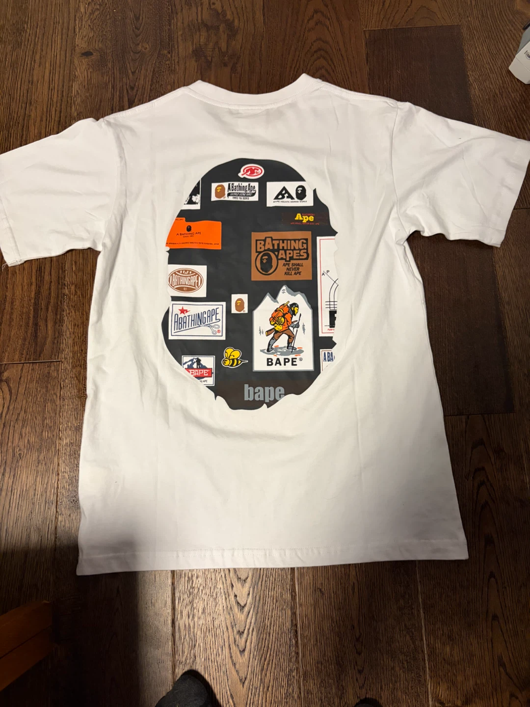 A Bathing Ape Graphic T-Shirt - photo 2