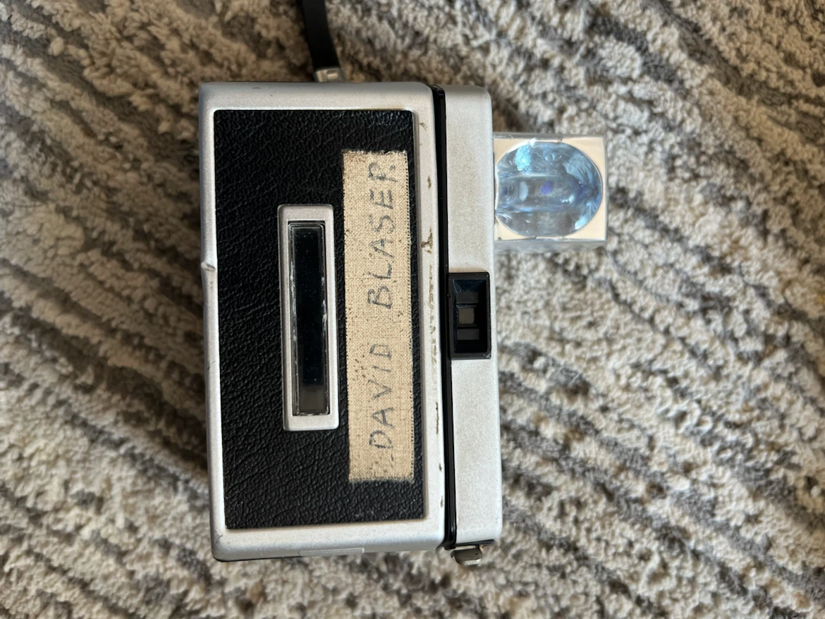 Vintage Kodak Instamatic 104 Camera - photo 2