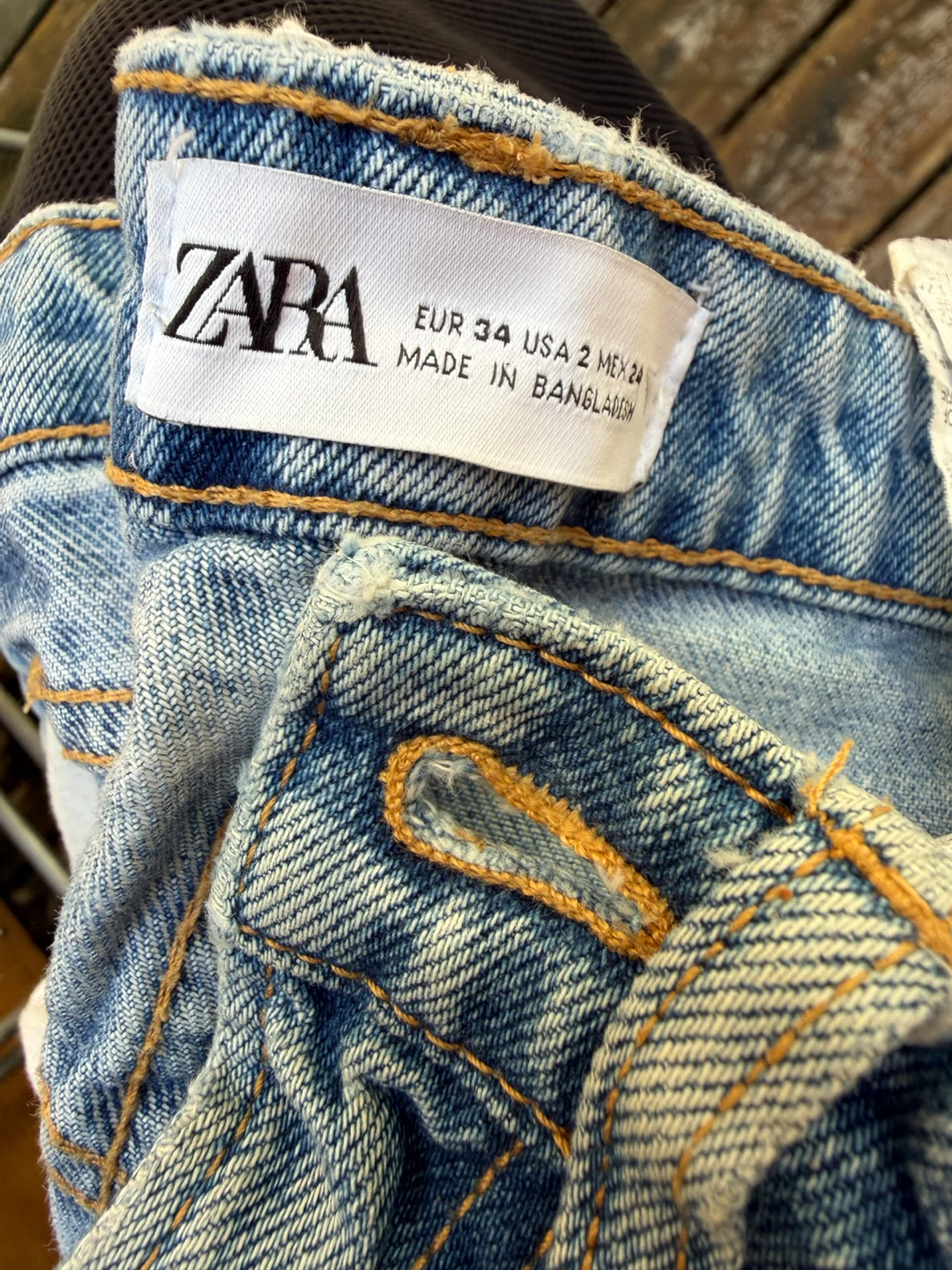 Surprise bag with 2 shorts - photo 3