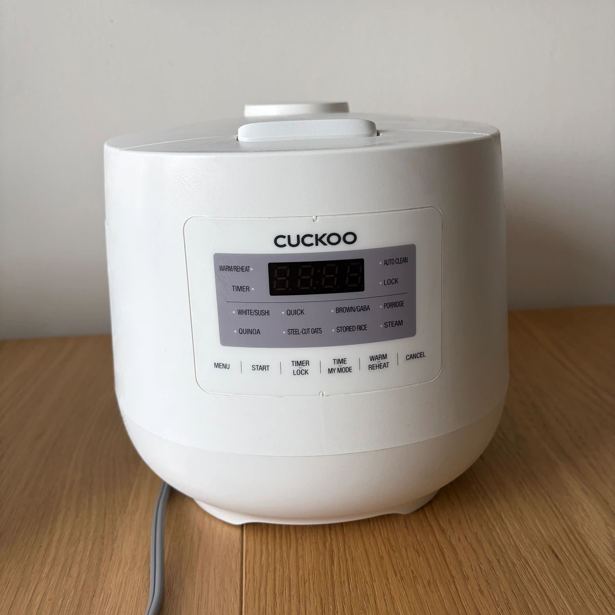 Cuckoo Rice Cooker/Warmer (CR-0641F)