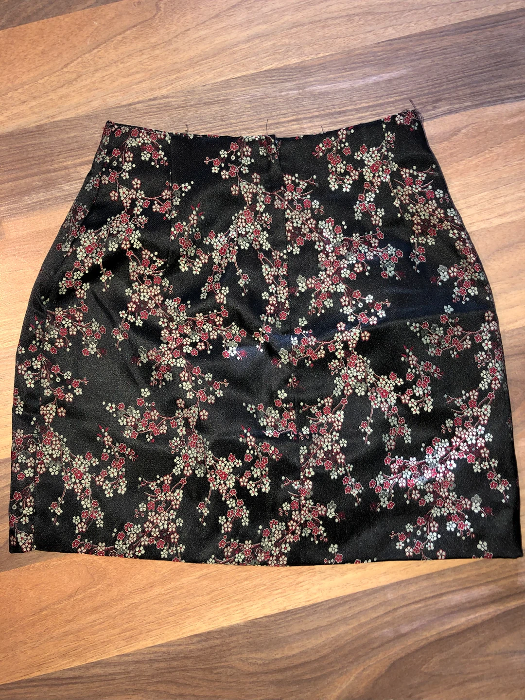 Vintage Asian-inspired mini skirt - photo 2