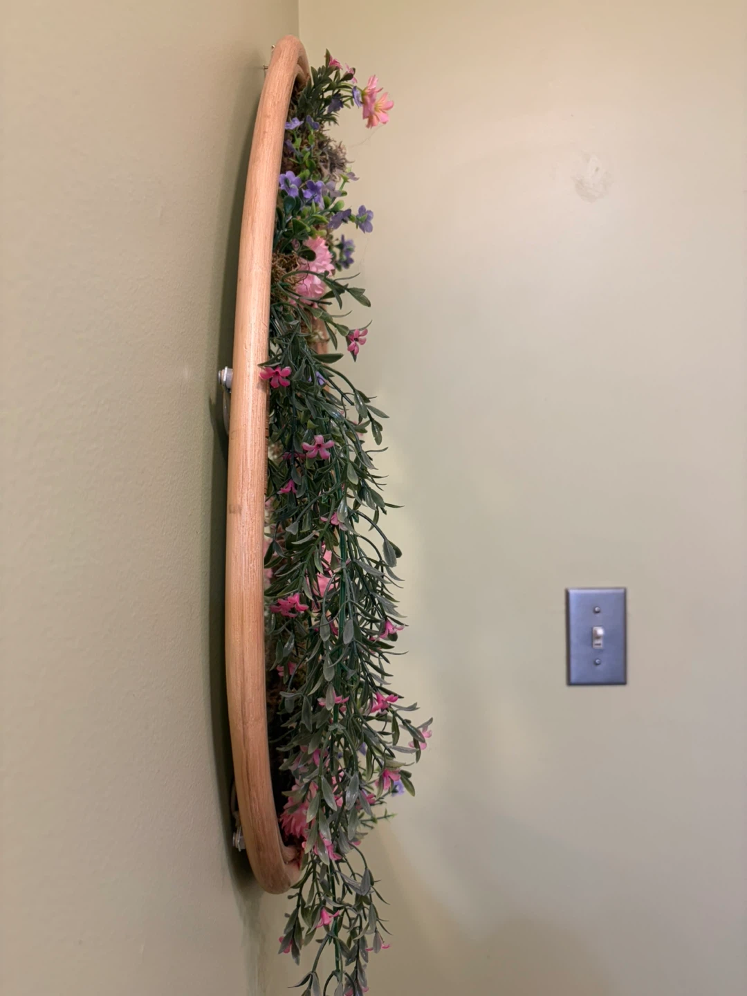 Decorative Floral Rattan Mirror - photo 3