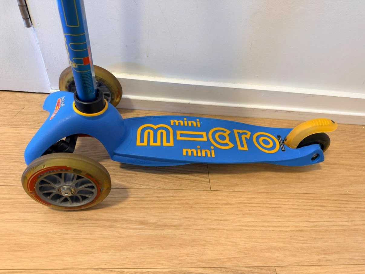Mini Micro Kick Scooter 2 - Blue + Yellow & Light Blue - photo 4