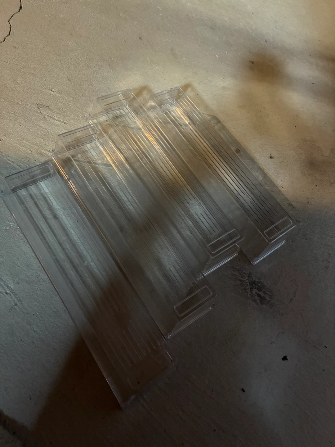 Clear plastic durable Bobblehead or figure stands (4)