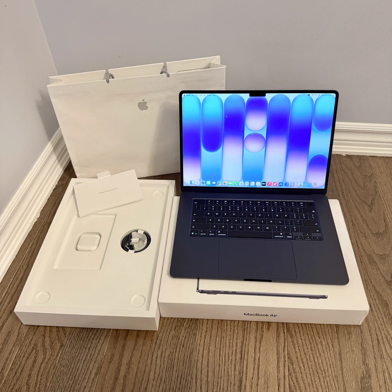 M5 / 16GB RAM / 512GB SSD / Macbook Air 2026 / 15" / 100%
