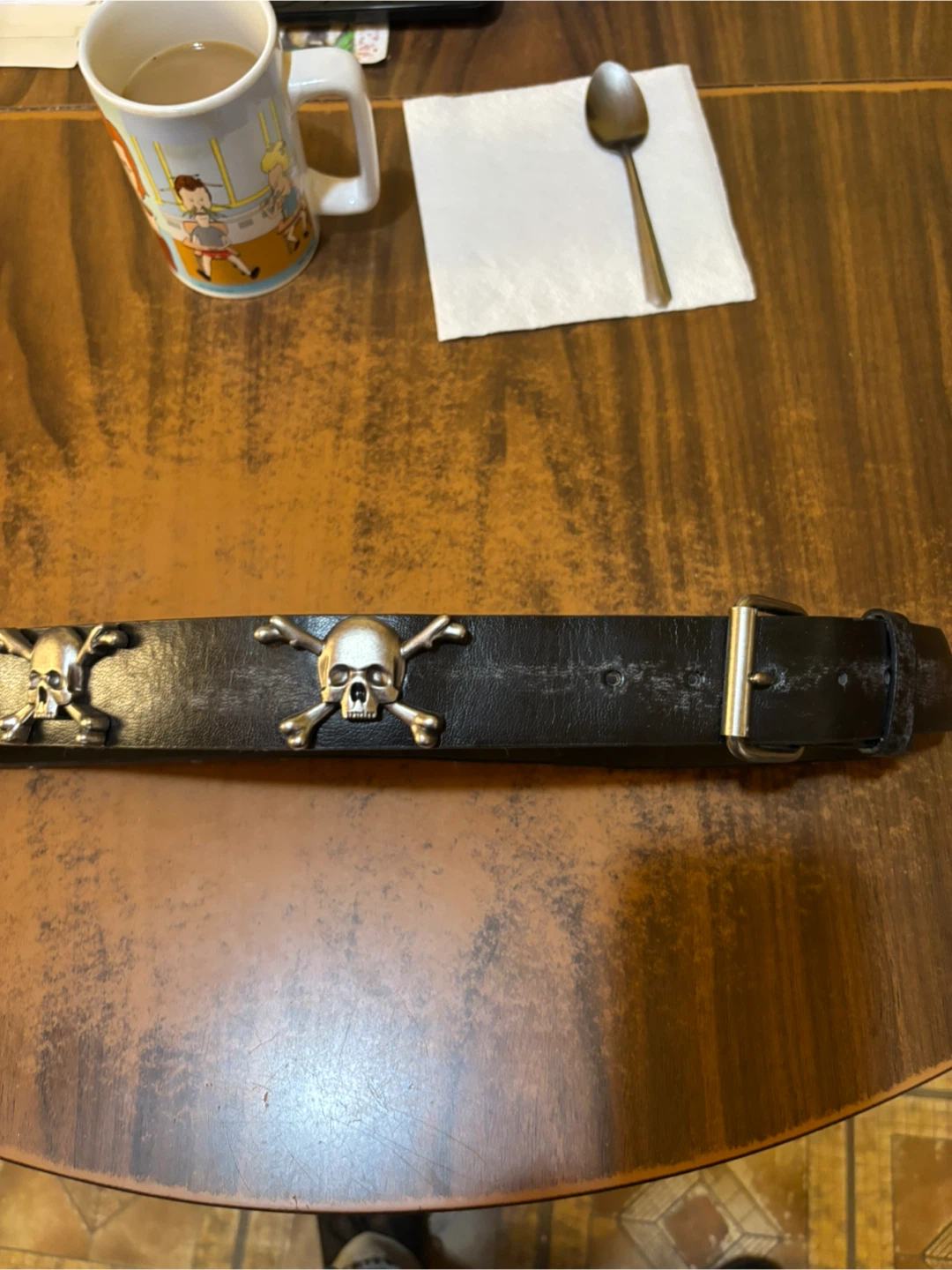 Skull n cross bones belt