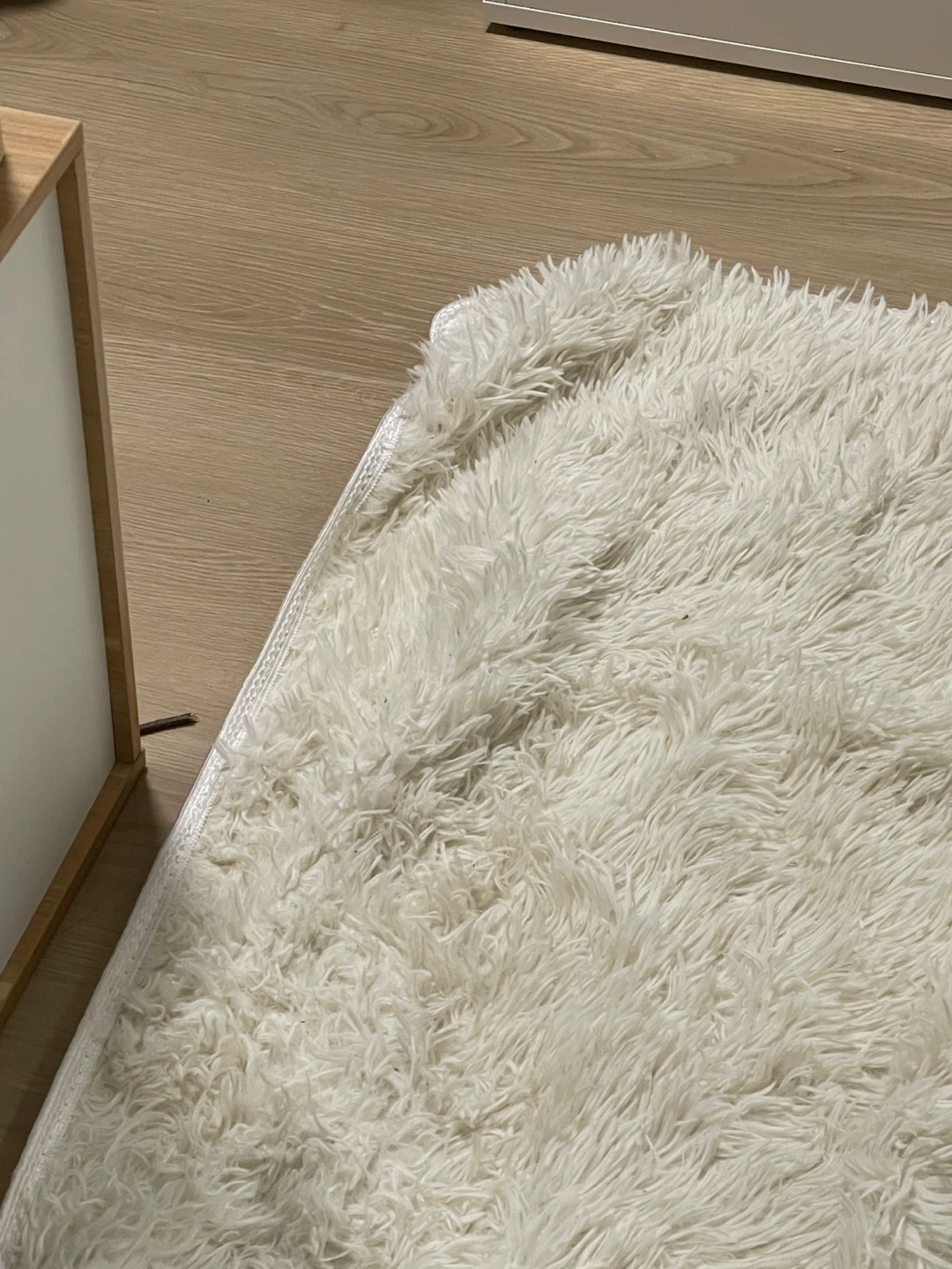 White faux fur rug