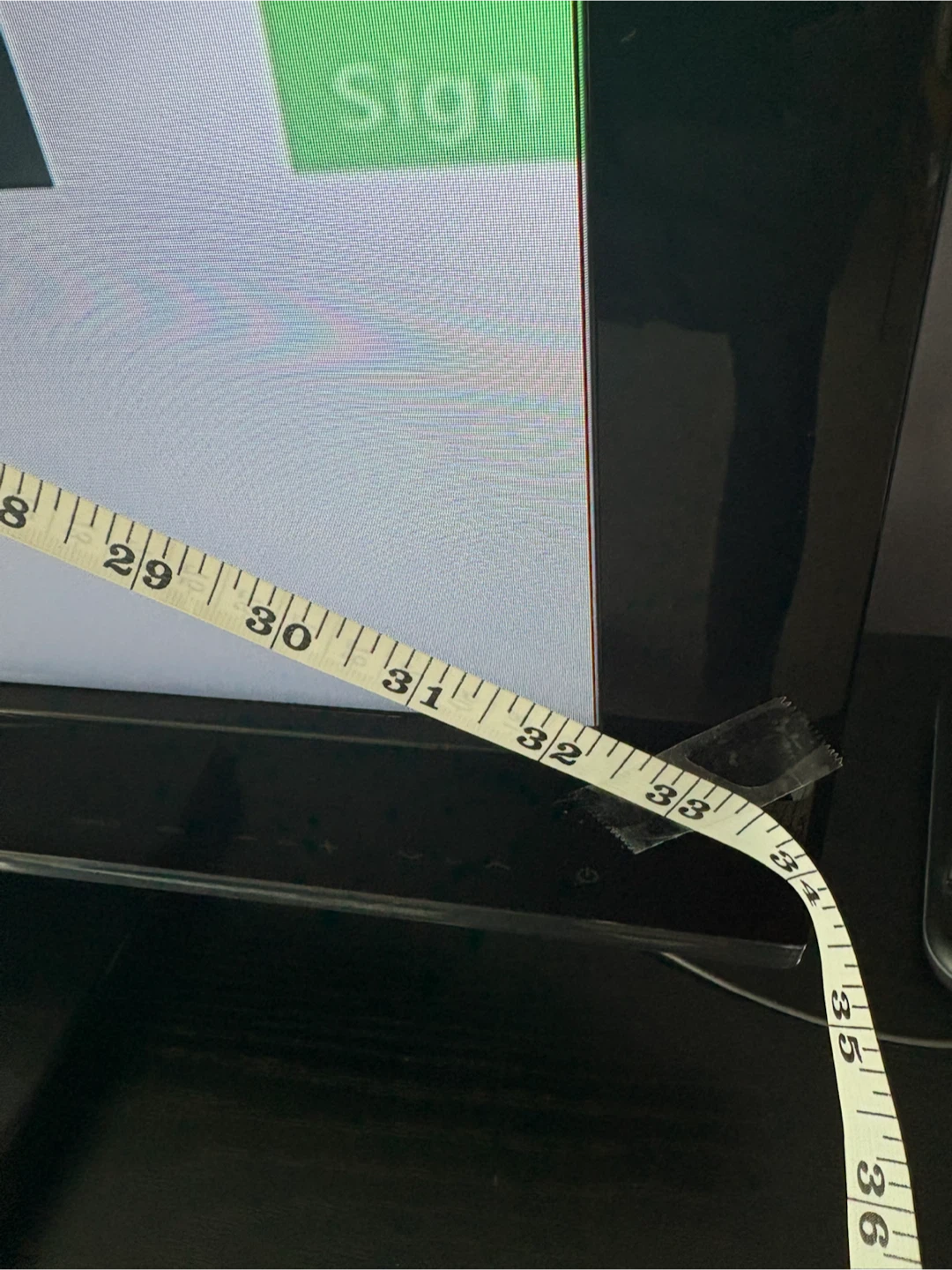 Samsung 32 inch LN32C530 Television - photo 2