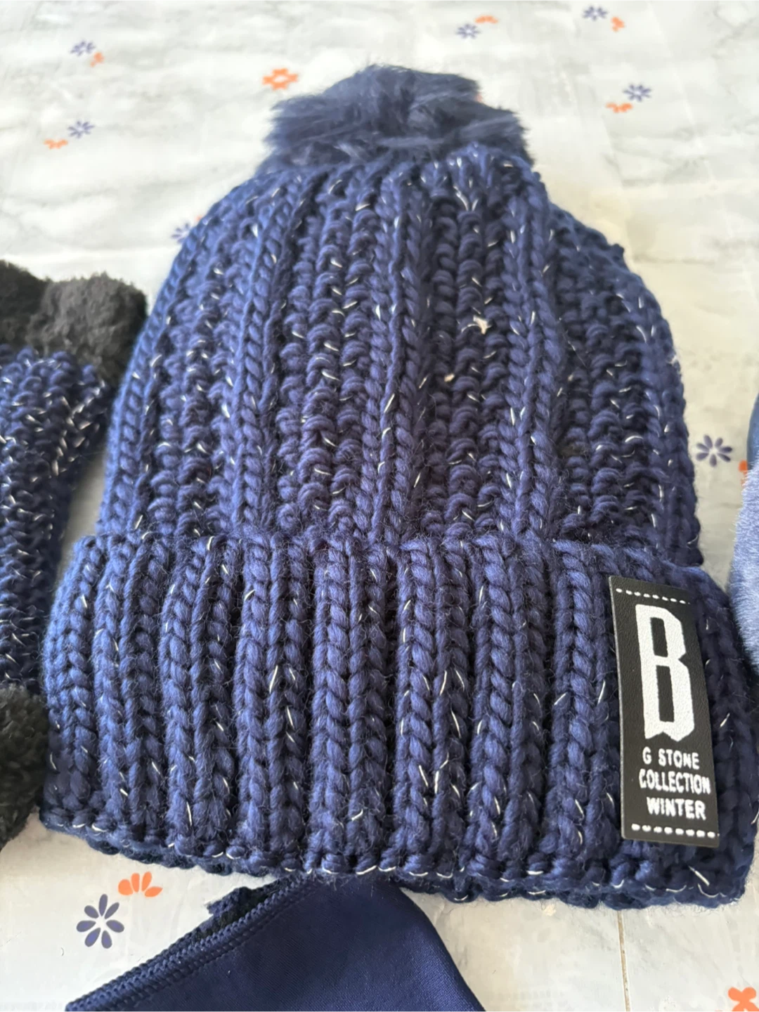 New 5-Piece Women's Winter Accessories Set – Navy Blue - photo 3