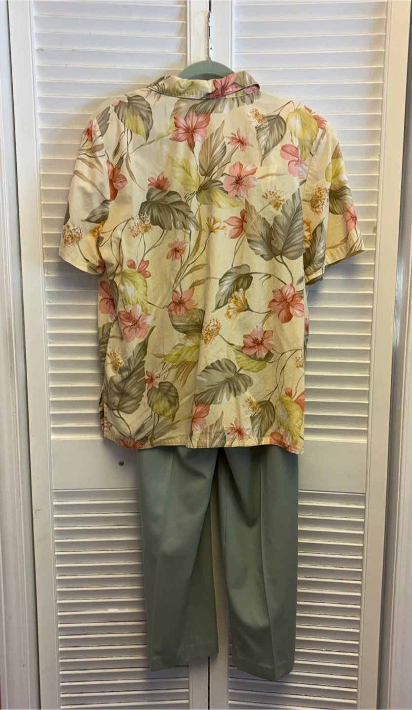 ✨✨Alfred Dunner Floral Shirt and Pant Set - photo 4
