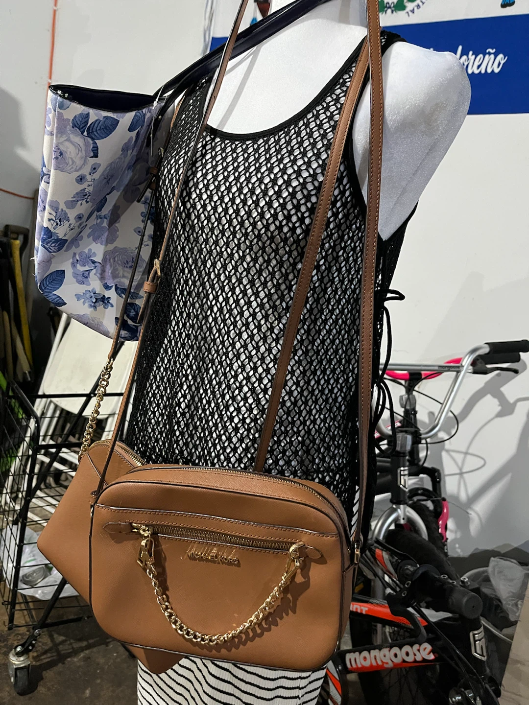 Michael Kors Crossbody Bag - photo 2
