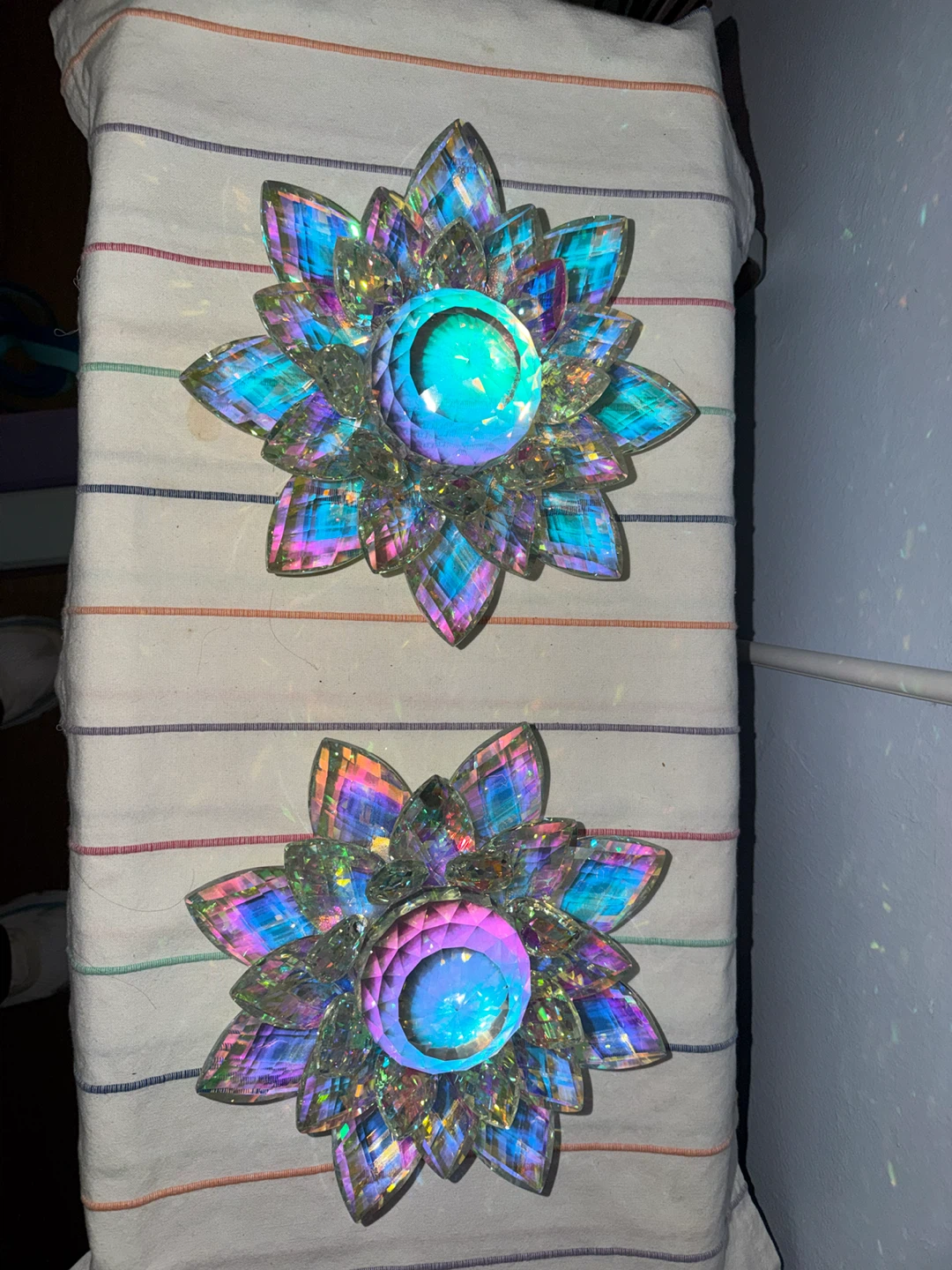Set of Two Iridescent Crystal Lotus Flower Decor - photo 2