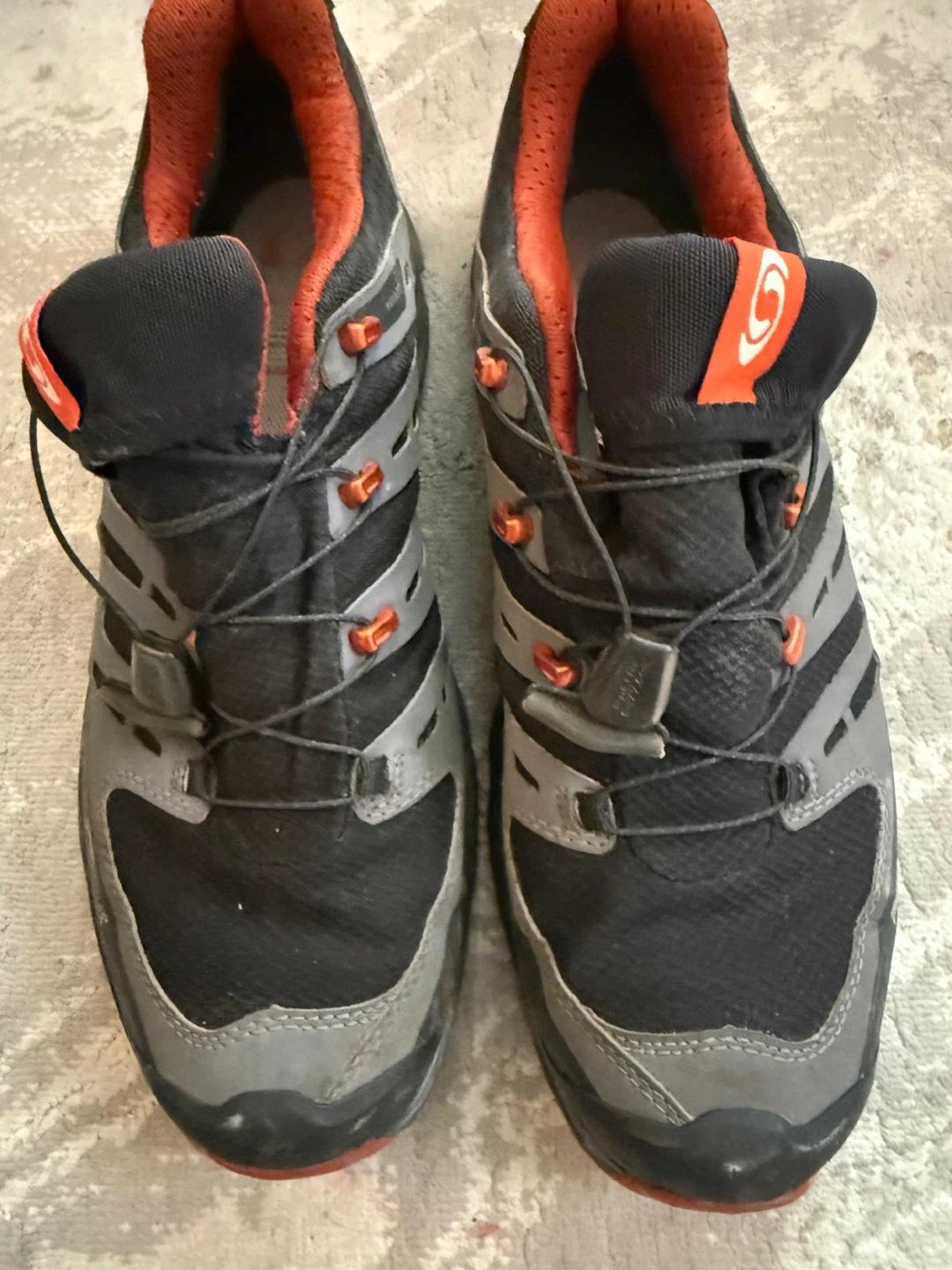 Salomon Trail Shoes Size 11