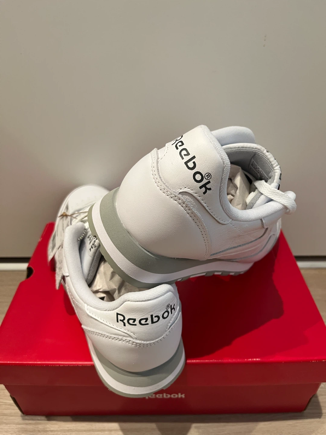 New Reebok Classic Leather Sneakers - photo 3