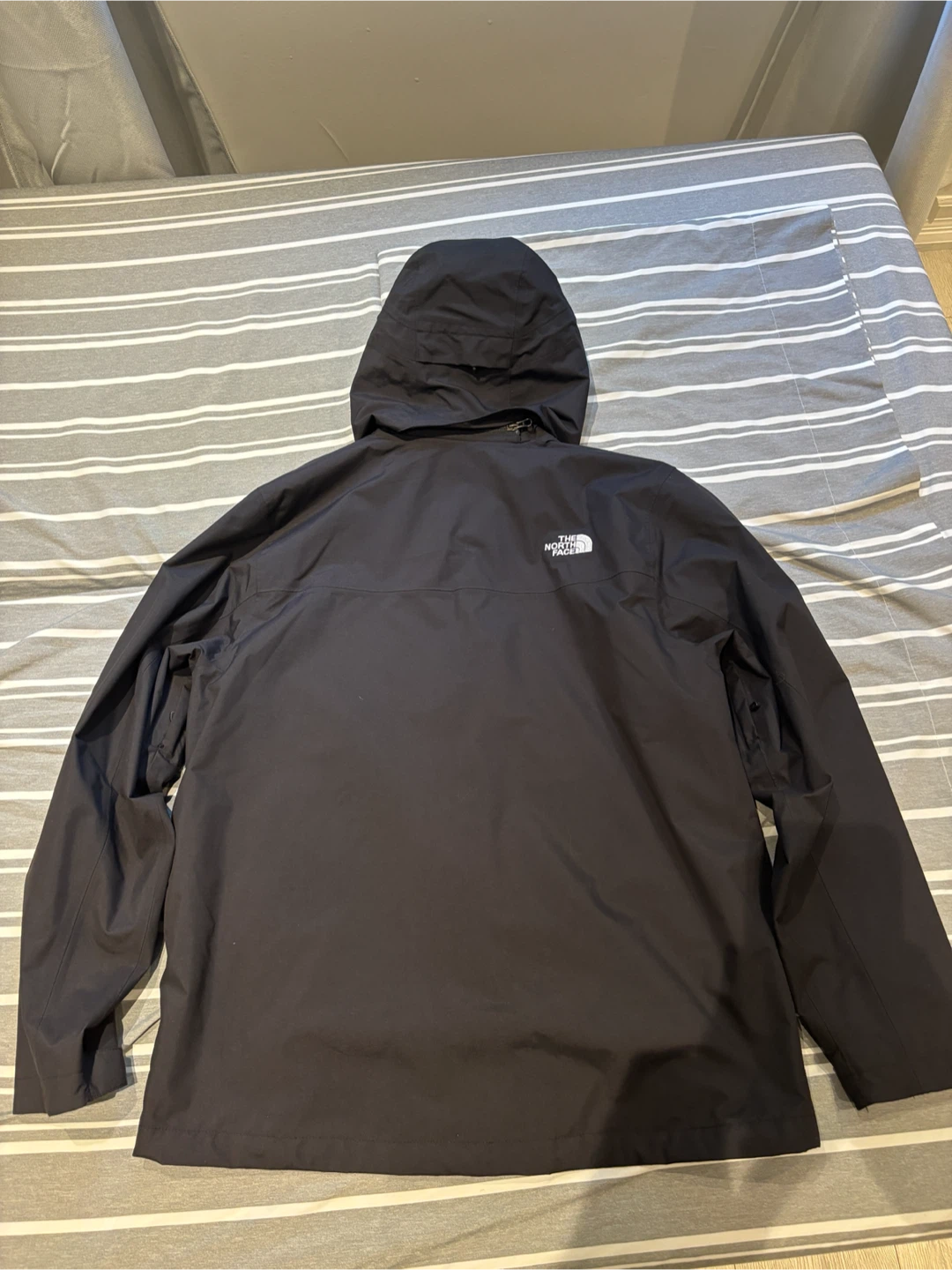 The North Face Men’s 3-in-1 Jacket – Black (Medium) - photo 2