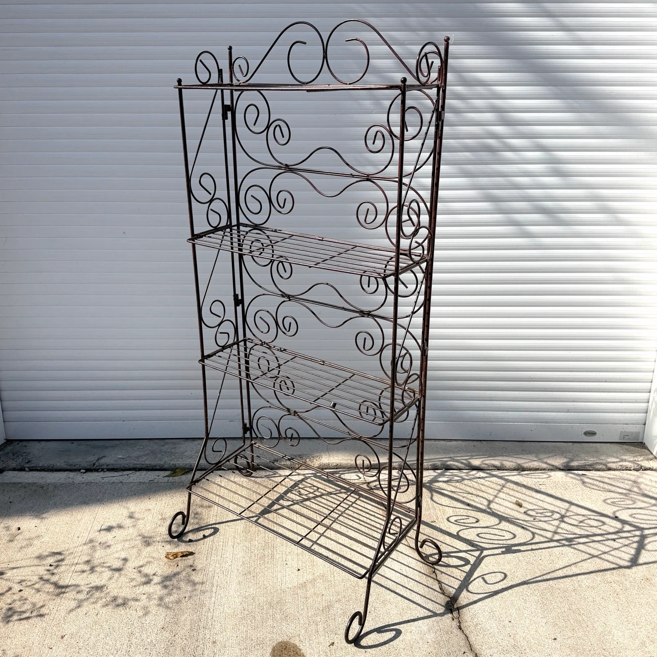 Sturdy Folding Baker’s Rack