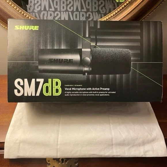 Shure SM7db Microphone