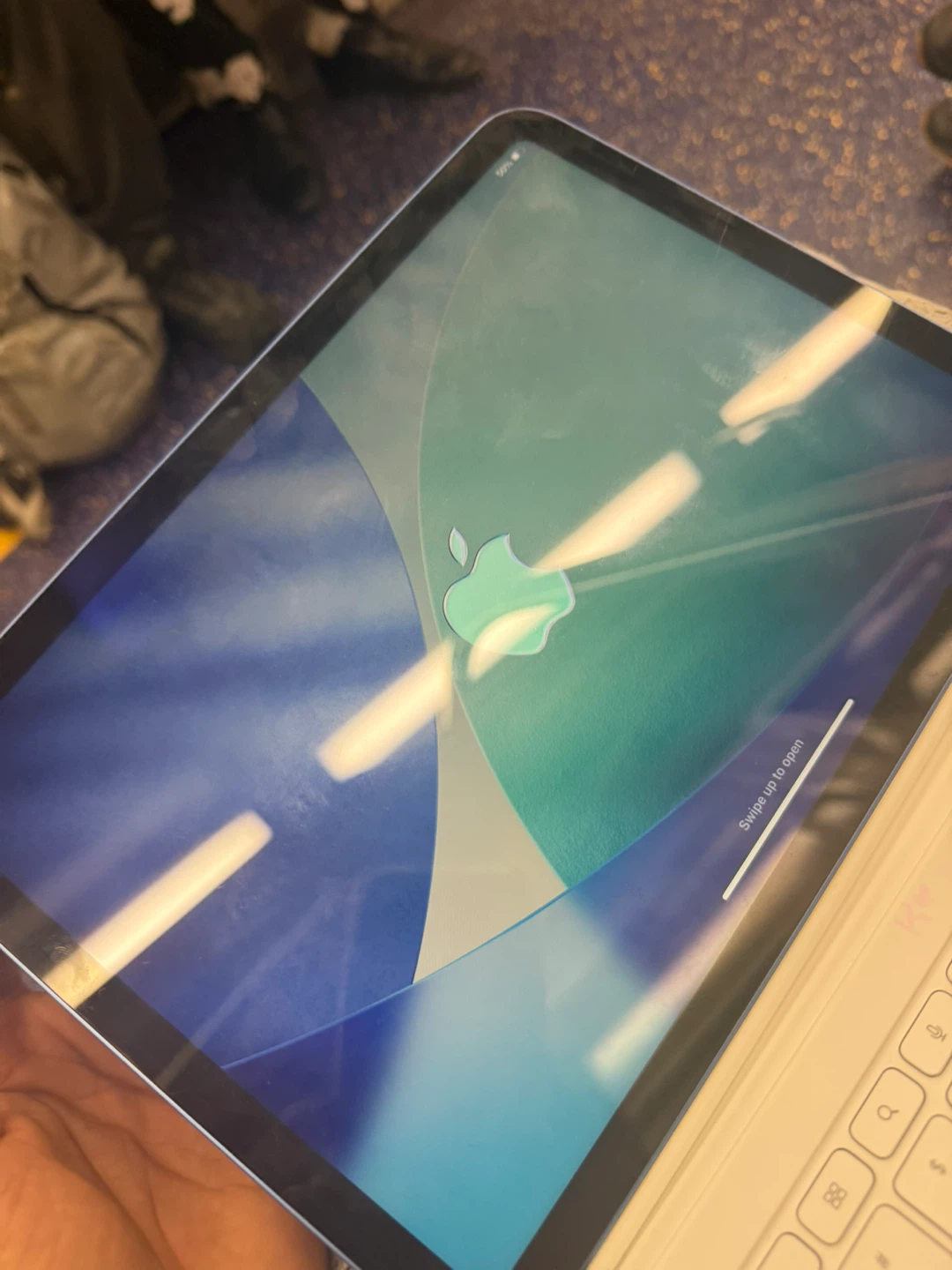 Apple iPad Air Keyboard Case