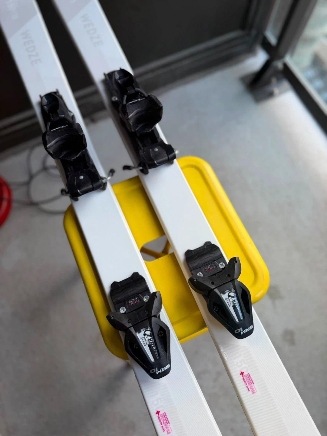Wedze Skis with Tyrolia SRM 10 Bindings - photo 3