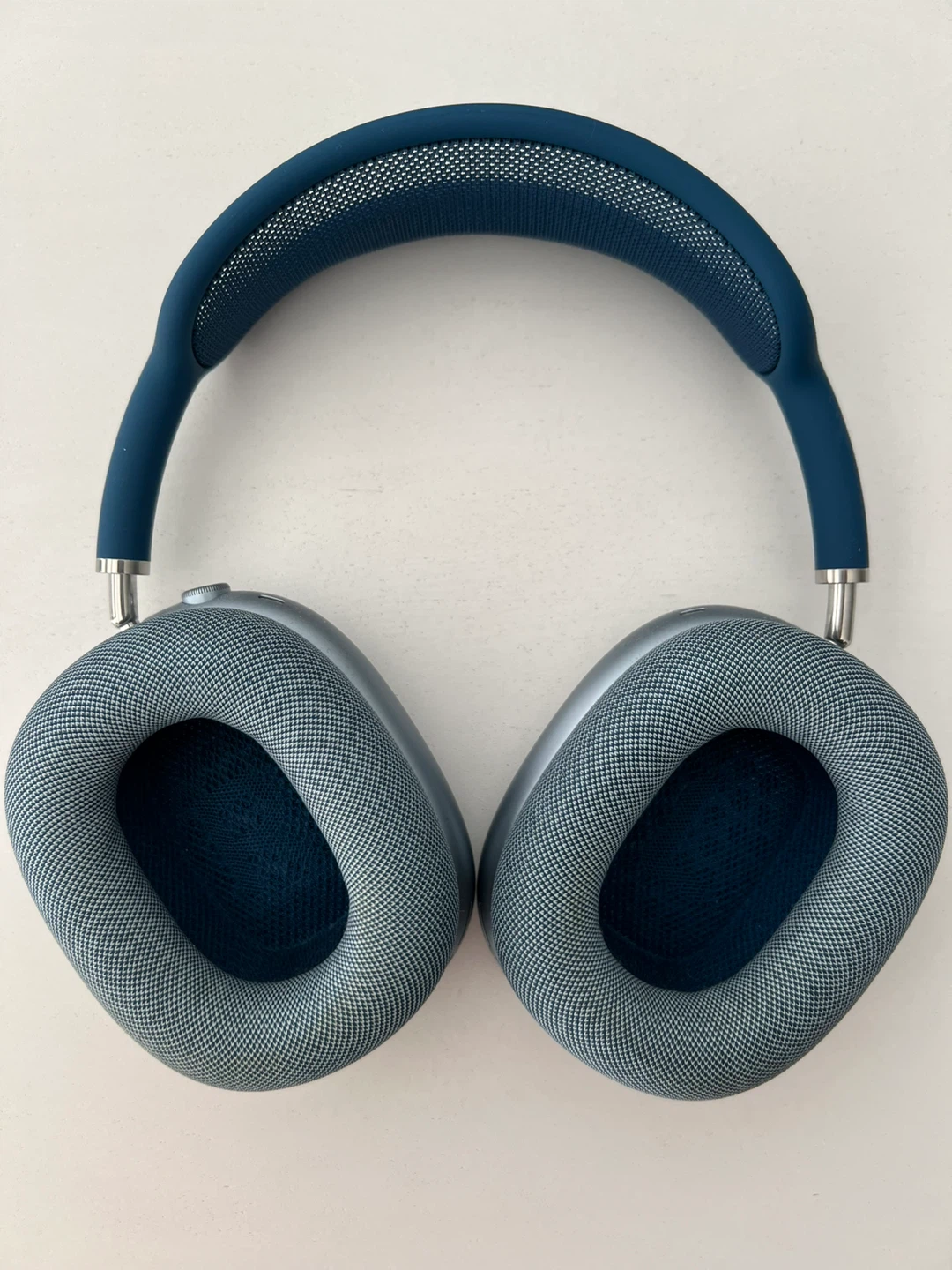 Apple AirPods Max Headphones - photo 2