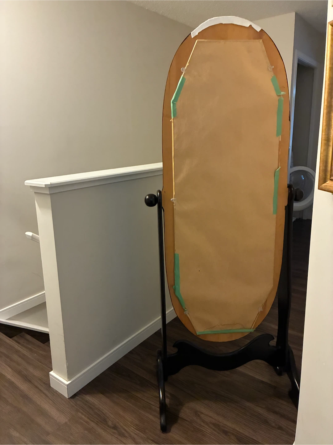 Oval Floor Standing Mirror - photo 2