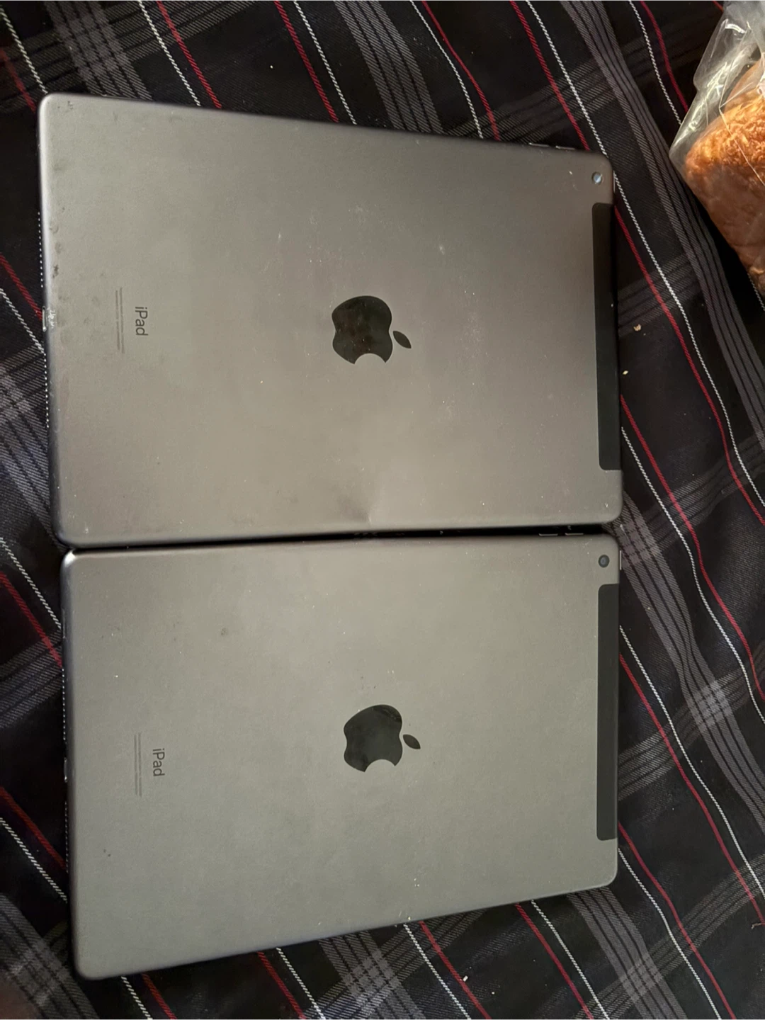 2 iPad for parts - photo 2