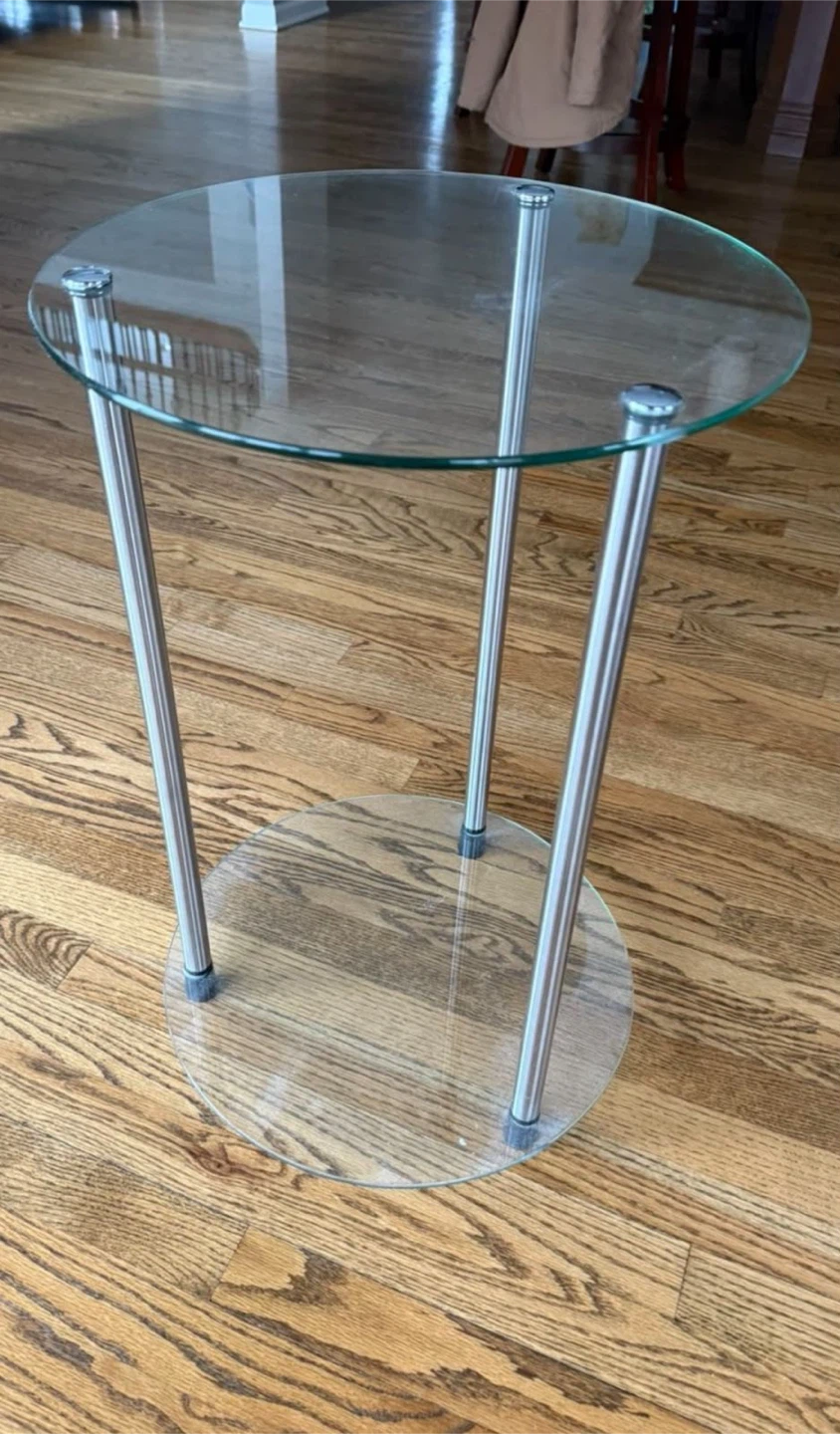 Modern Round Glass Side Table - photo 2