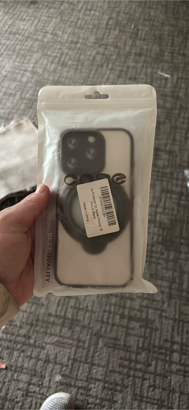 iPhone 16 pro max magnetic case