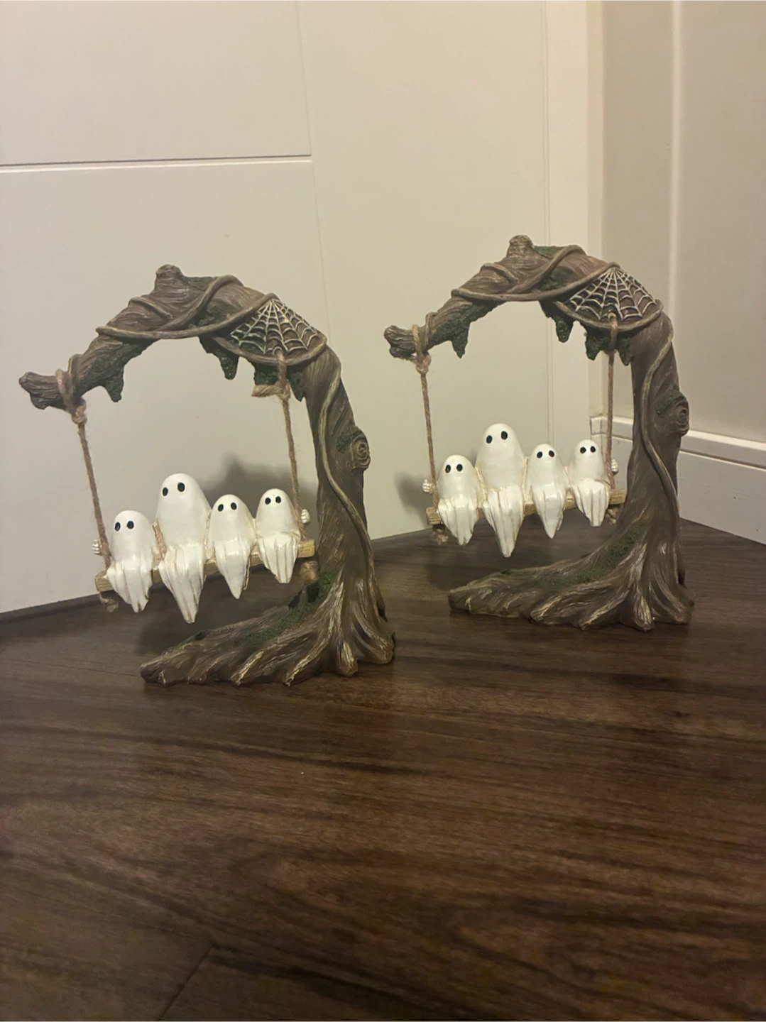 4 ghosts on a swing