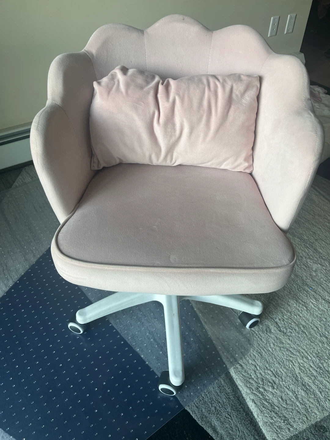 Pink Velvet Scalloped Desk Chair