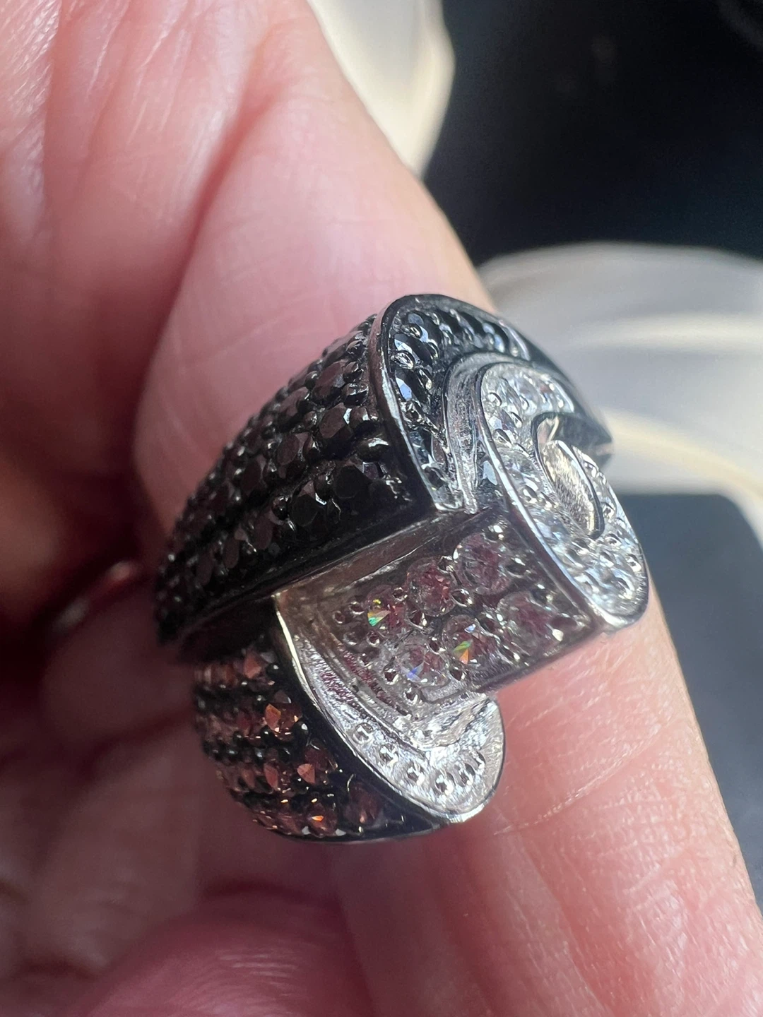 925 Sterling Silver Black and White Crystal Ring - photo 4