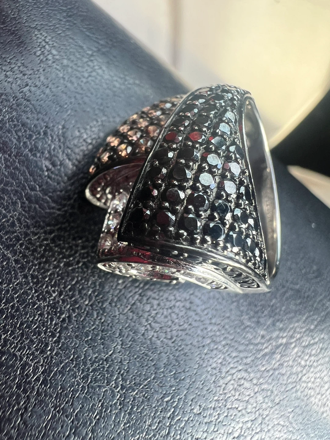 925 Sterling Silver Black and White Crystal Ring - photo 5