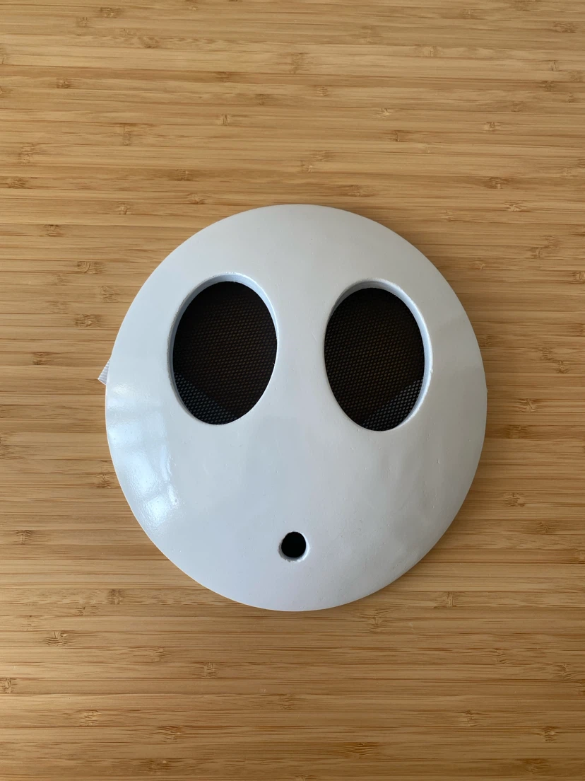 Shy Guy mask - Mario Kart