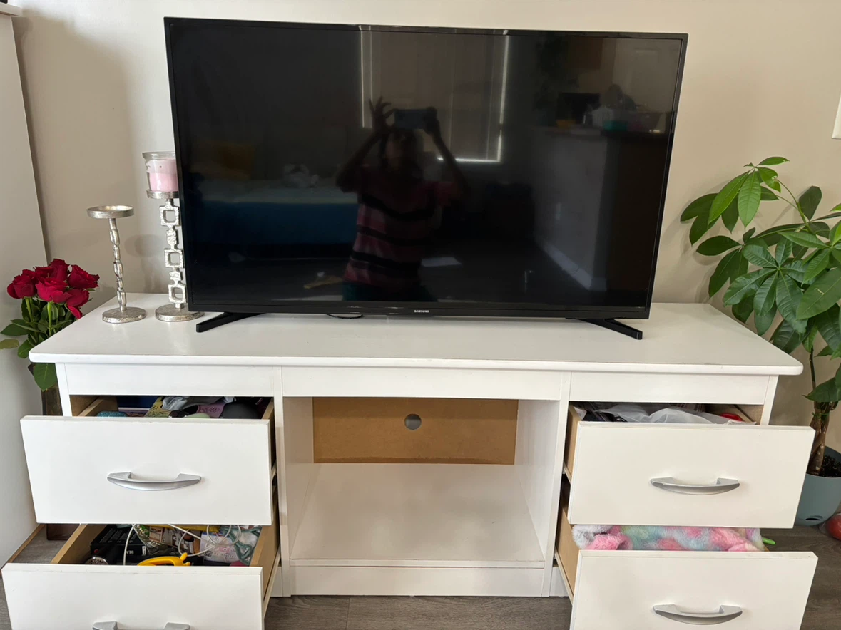 White TV stand with four storage drawers - photo 4