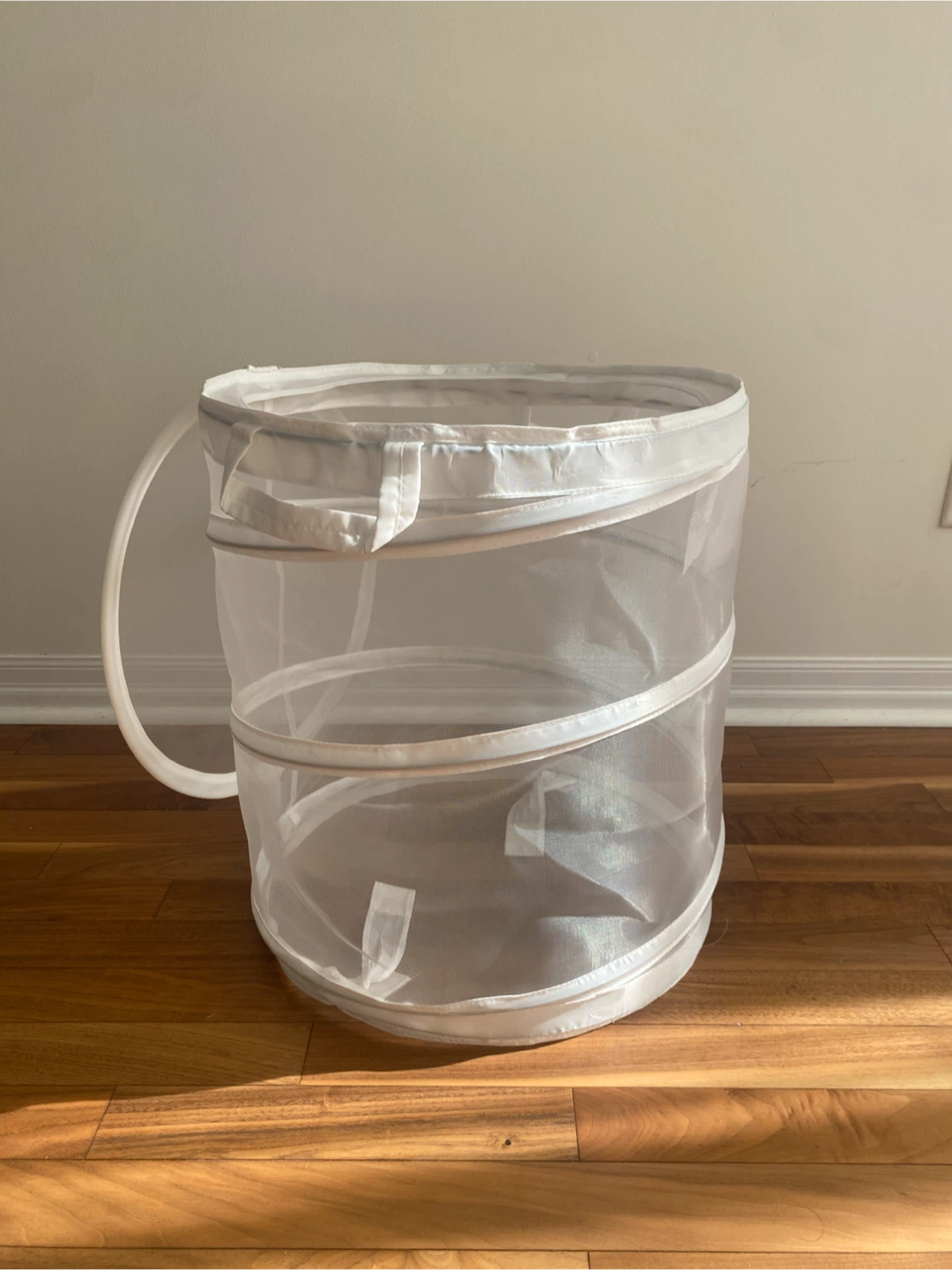Collapsible White Mesh Laundry Hamper - photo 2