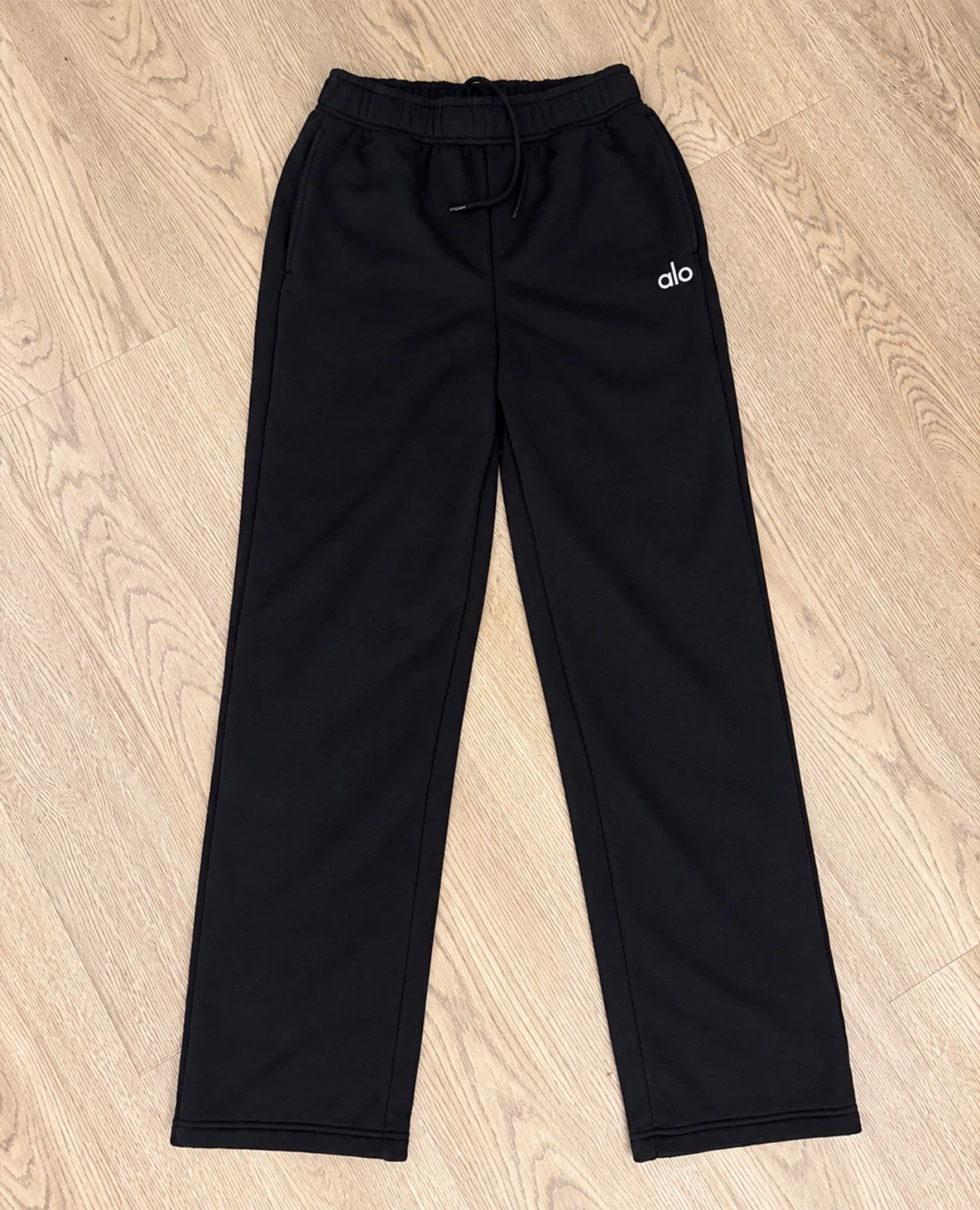 Alo Black Sweatpants medium