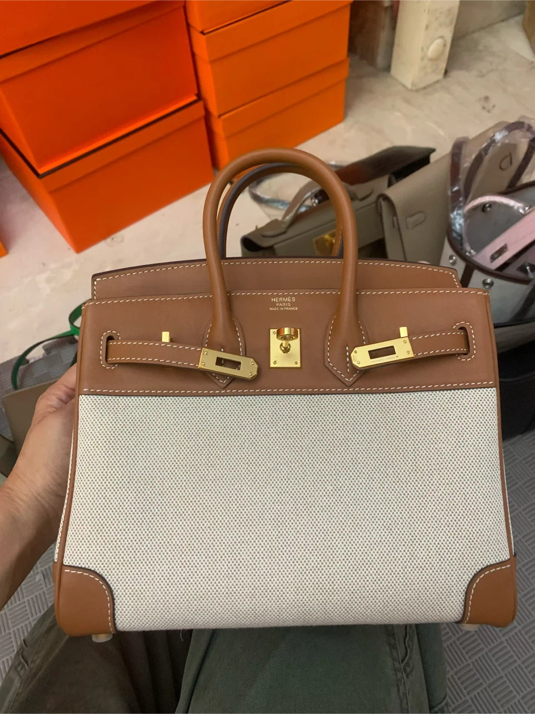 Hermes Birkin 25 Gold Hardware