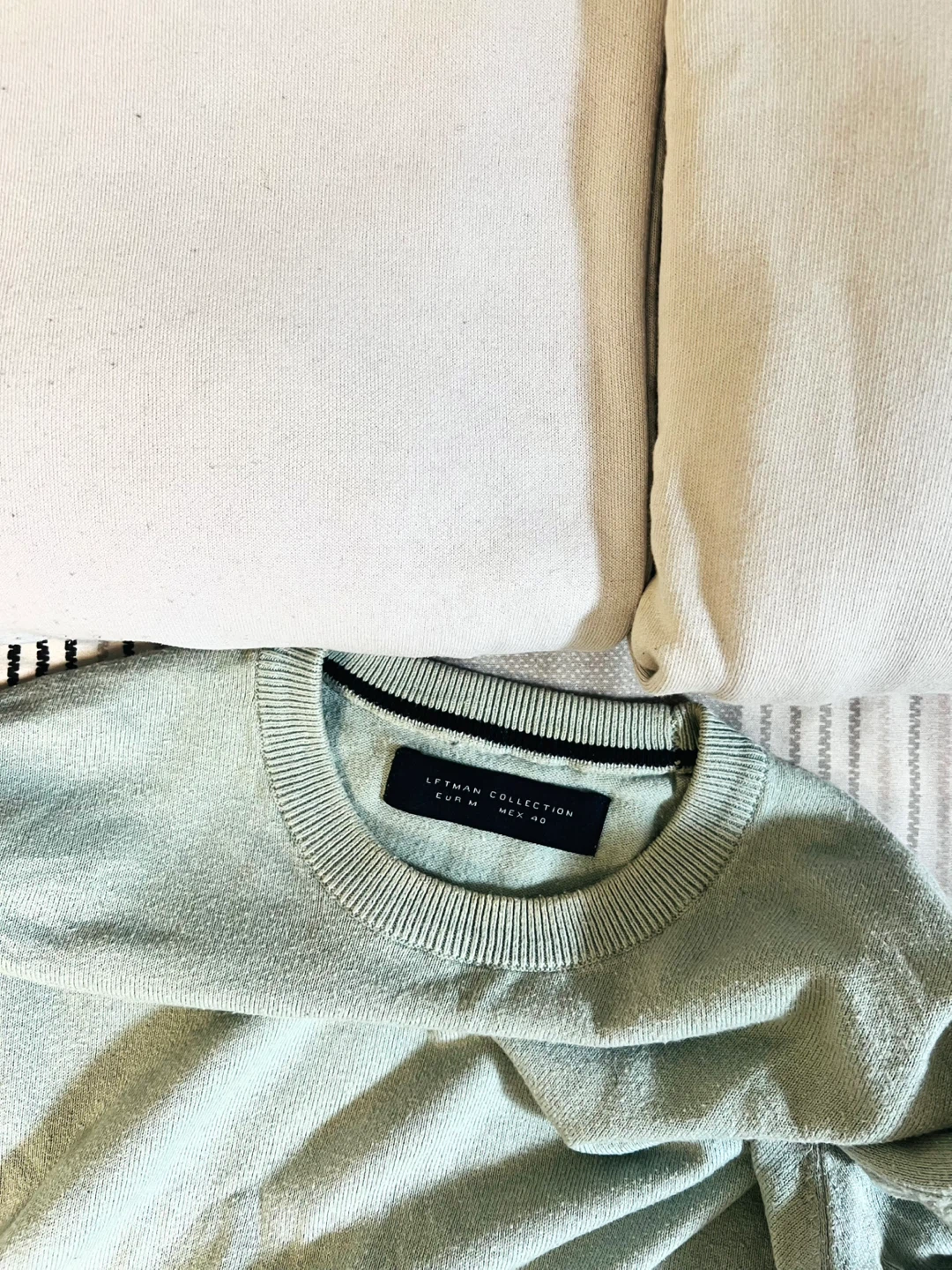Sweatshirts & Hoodie - photo 2