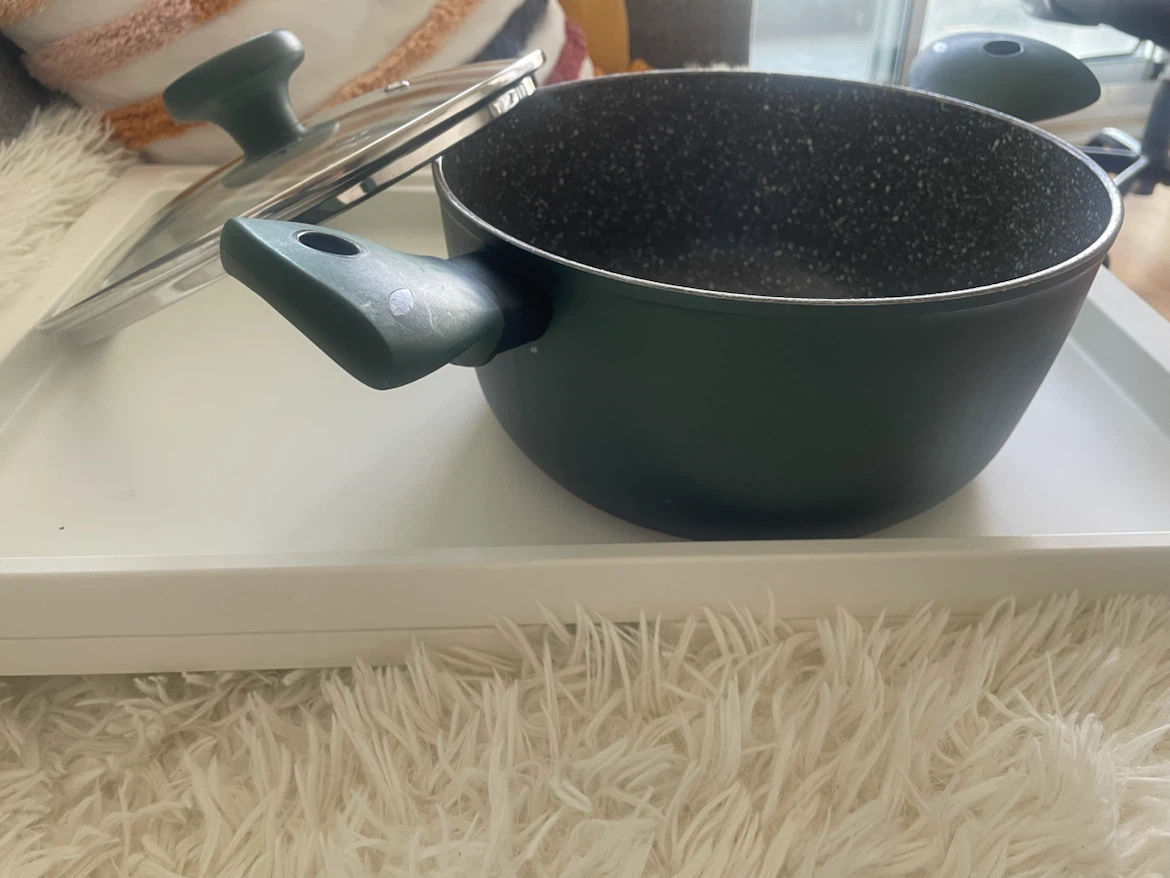 Green Non-Stick Pot with Glass Lid