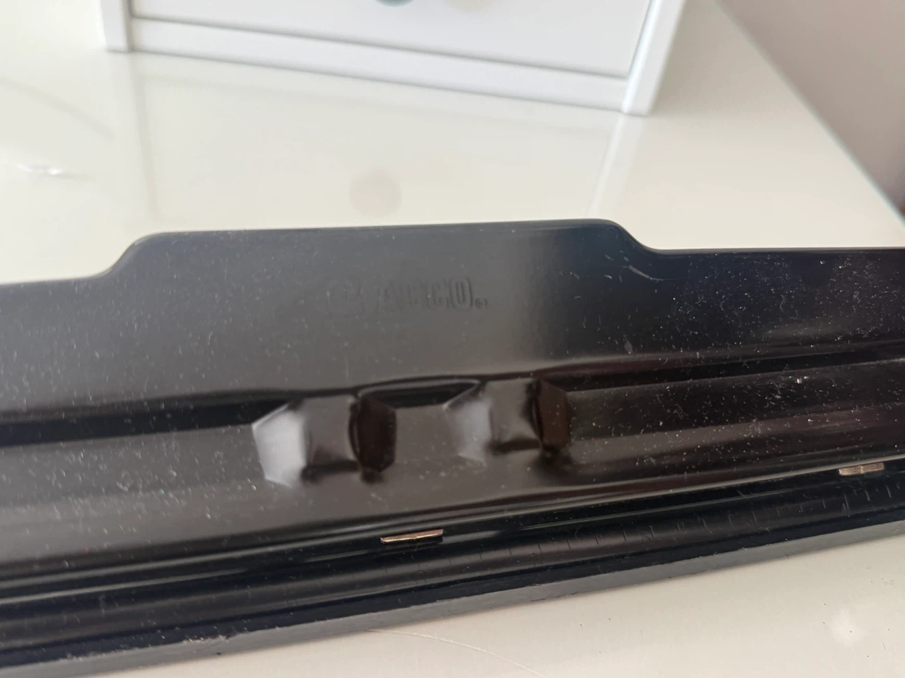 ACCO 3-Hole Metal Paper Punch - photo 3
