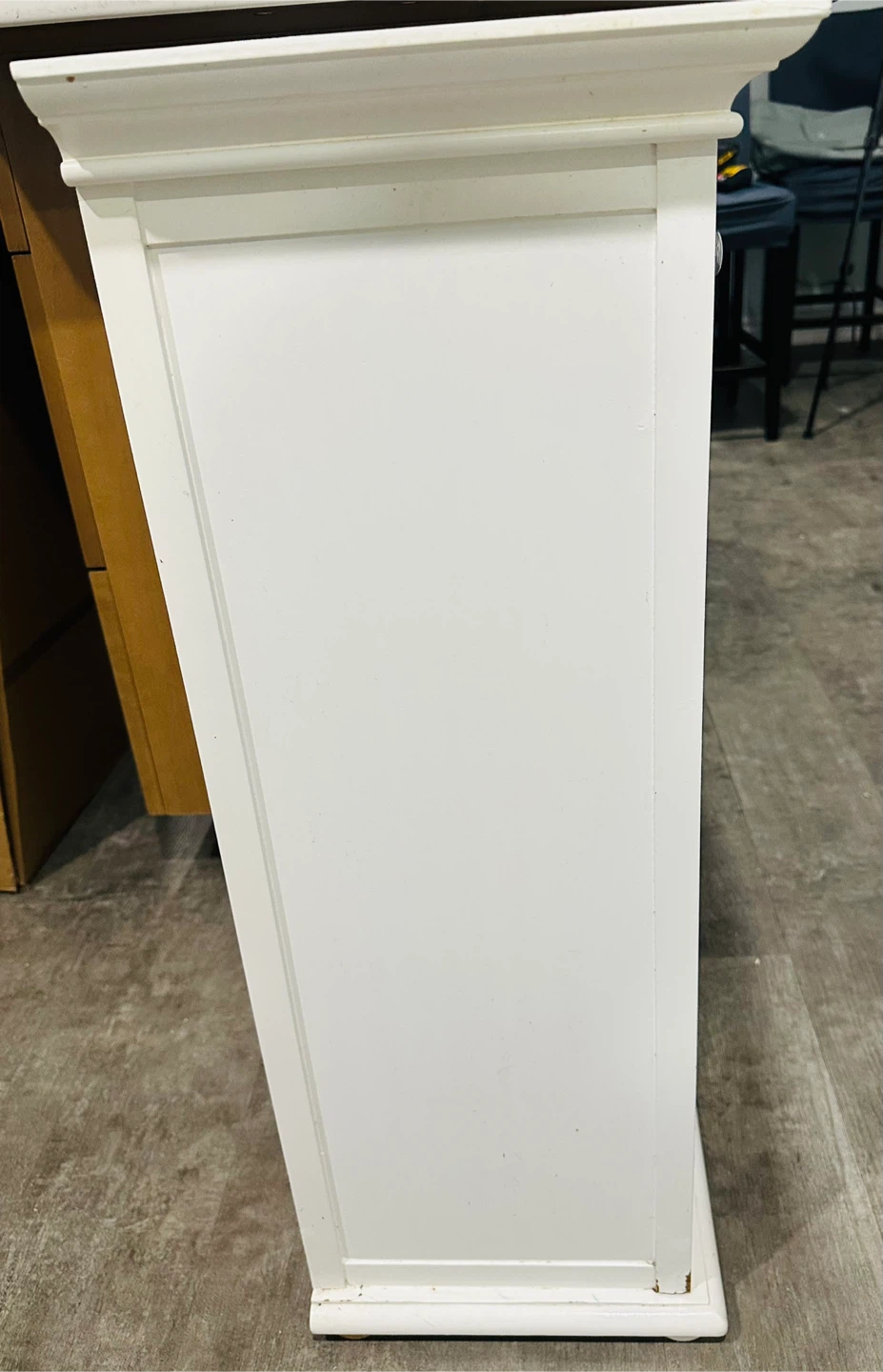 White slim storage cabinet with drawer - photo 4
