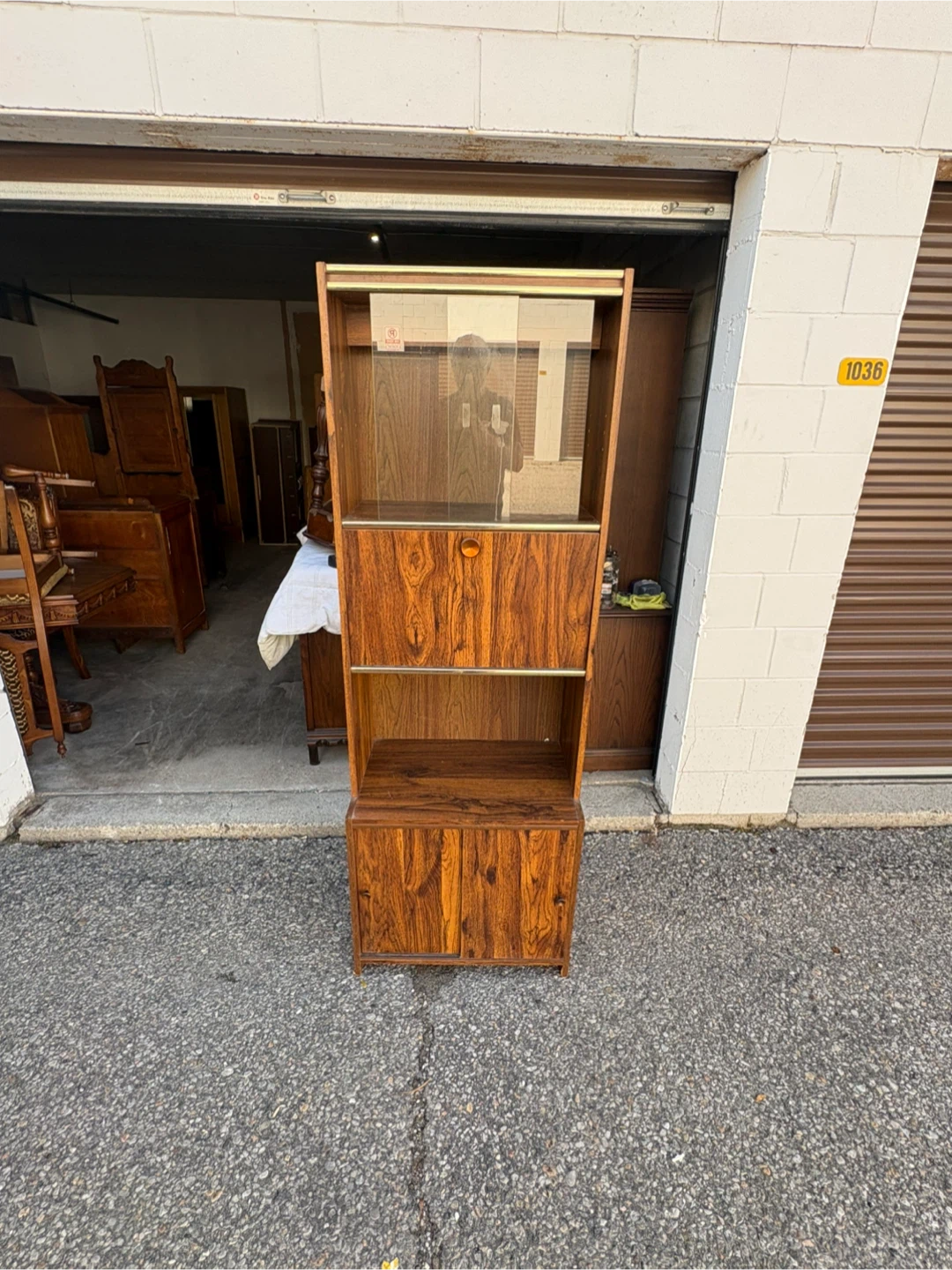 Free delivery used Vintage Mid-Century Modern Bar Cabinet - photo 3