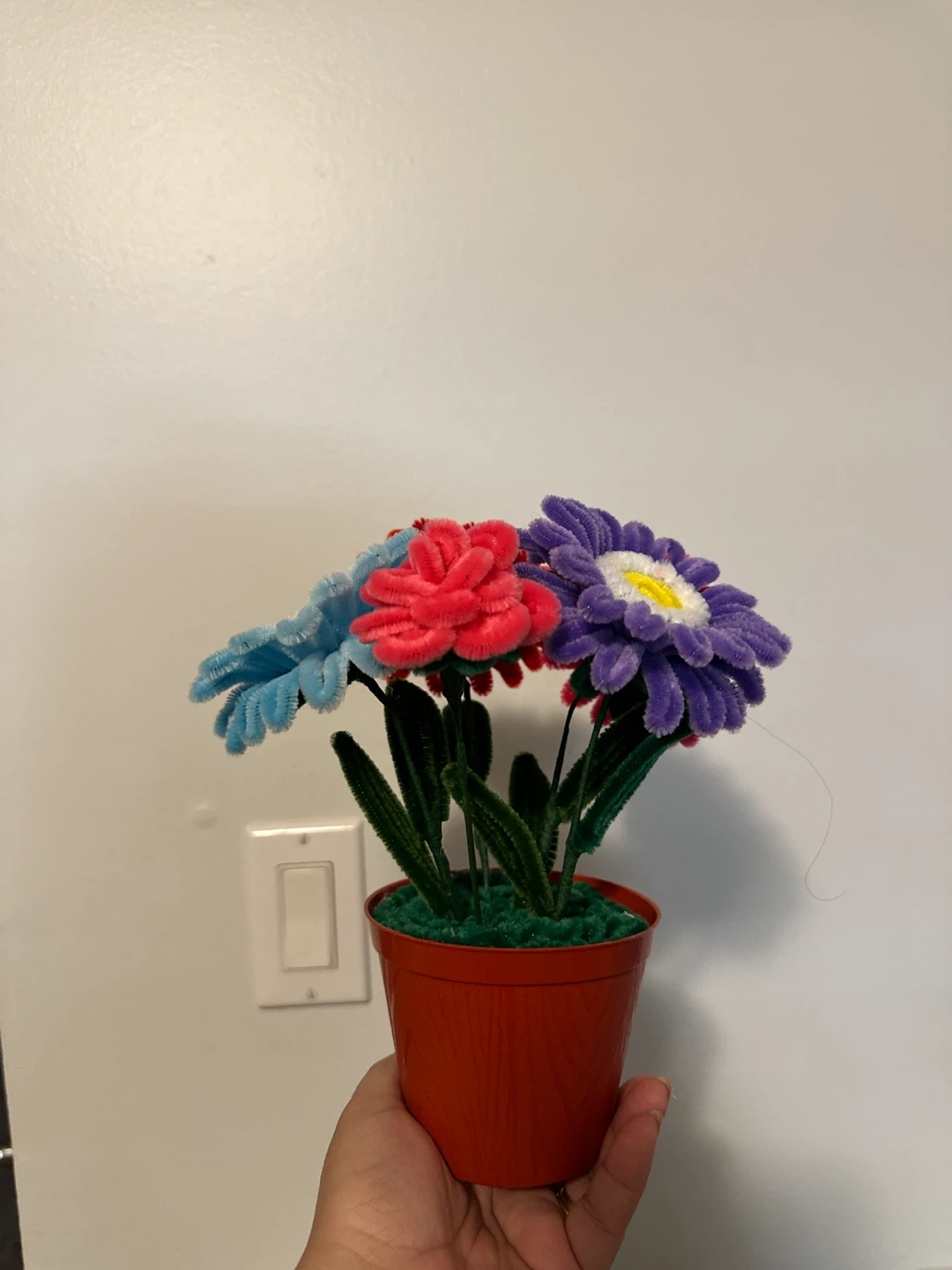 Handmade Pipe Cleaner Flower Pot - photo 3